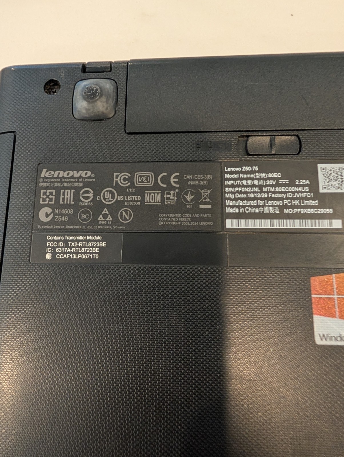 Lenovo IdealPad Z50-75 15.6″ Laptop AMD FX-7500 8GB Ram 256GB SSD DVD-RW BT4.0