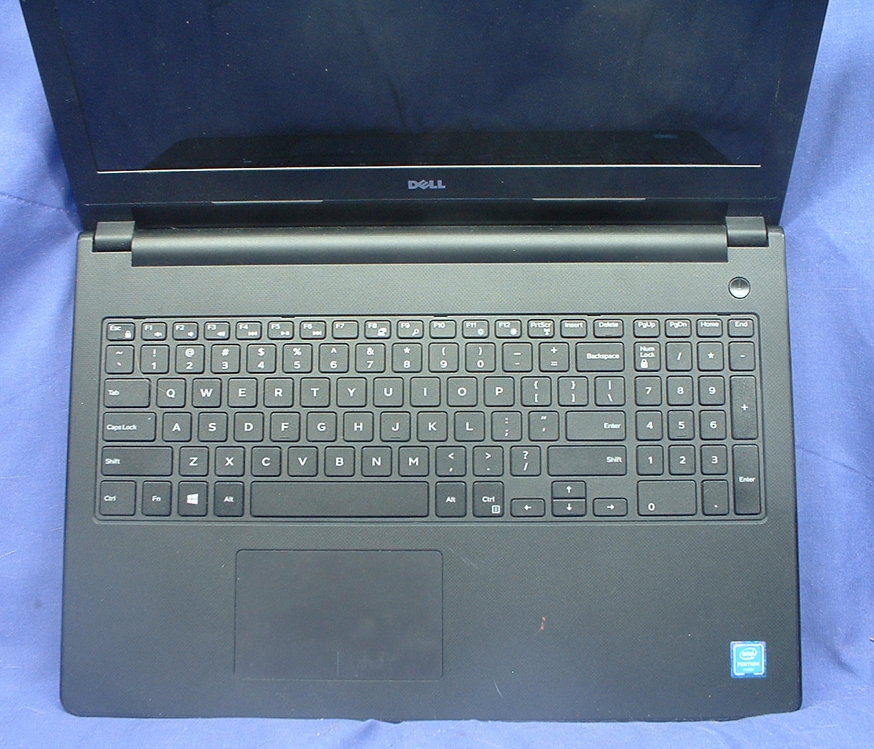 DELL INSPIRON 15 3552 PENTIUM N3710 1.60mhz 8mb 1TB HDD DVDRW WIN10 PowerSupply