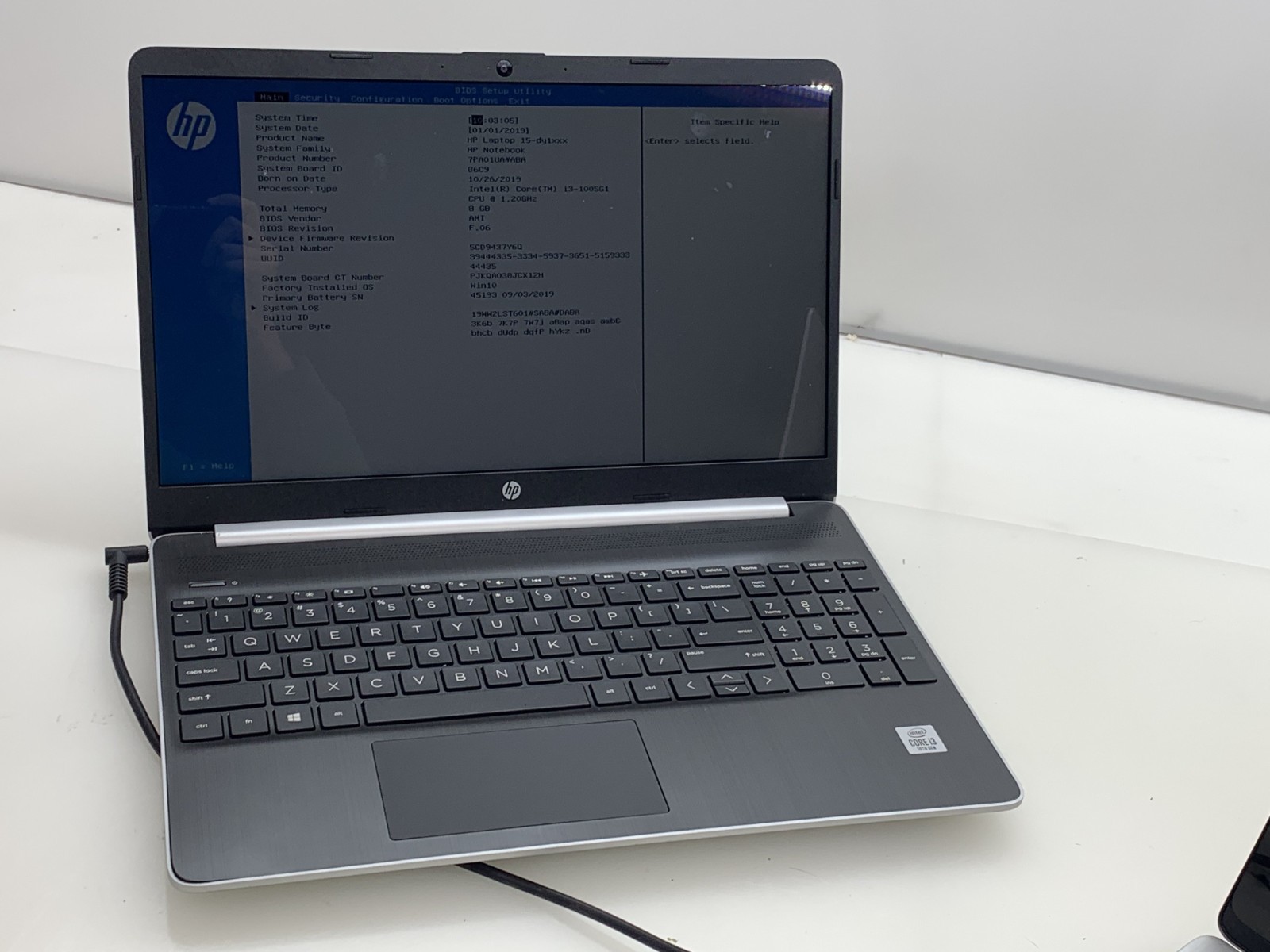 HP NOTEBOOK 15-dy1731MS i3-1005G1@1.2GHz 8GB RAM NO SSD/OS TOUCH WCHARGER *READ