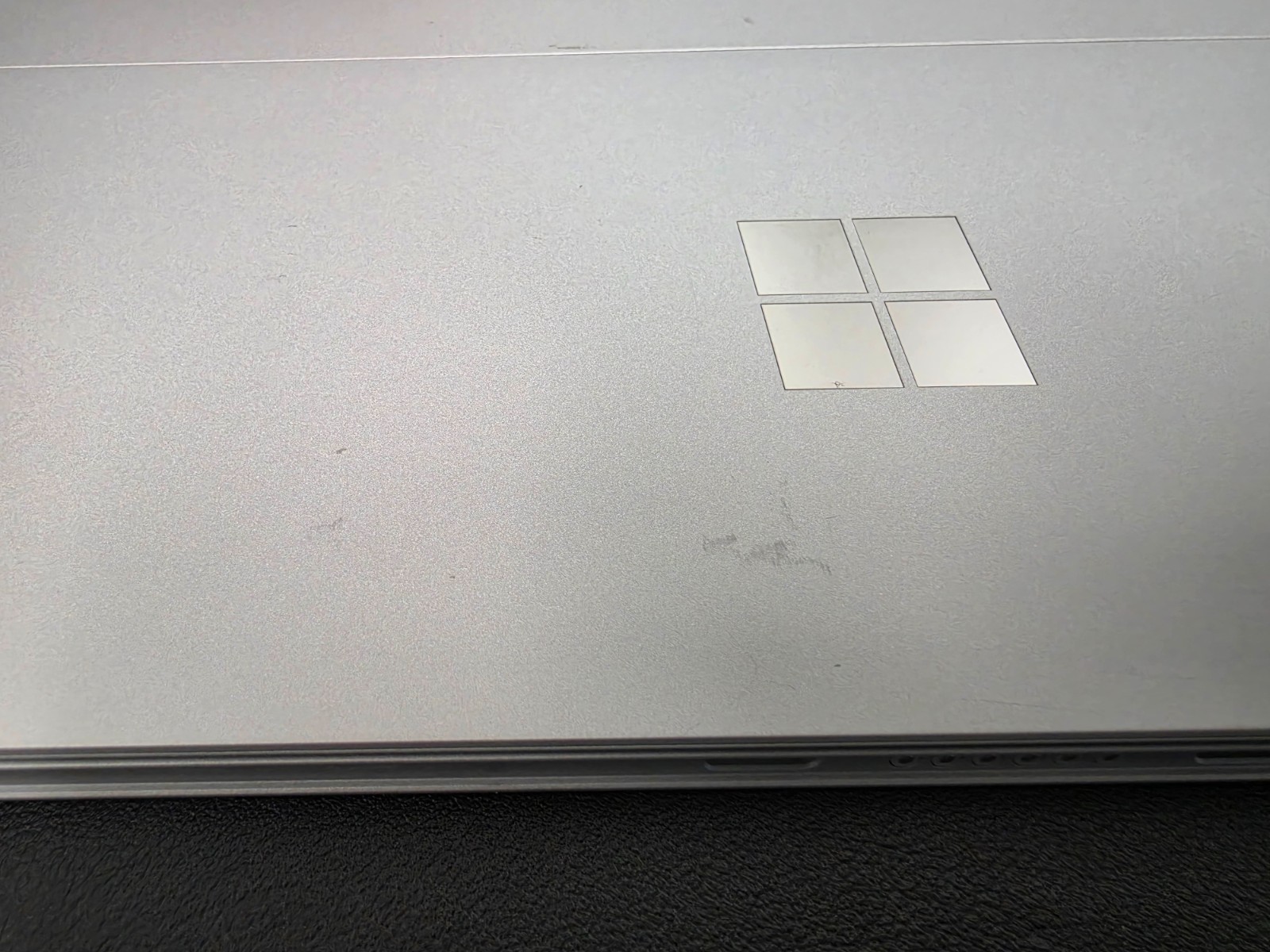 Microsoft Surface Pro (5th Gen) LTE *1807* i5-7300U 8GB Ram 256GB SSD Win 11 Pro