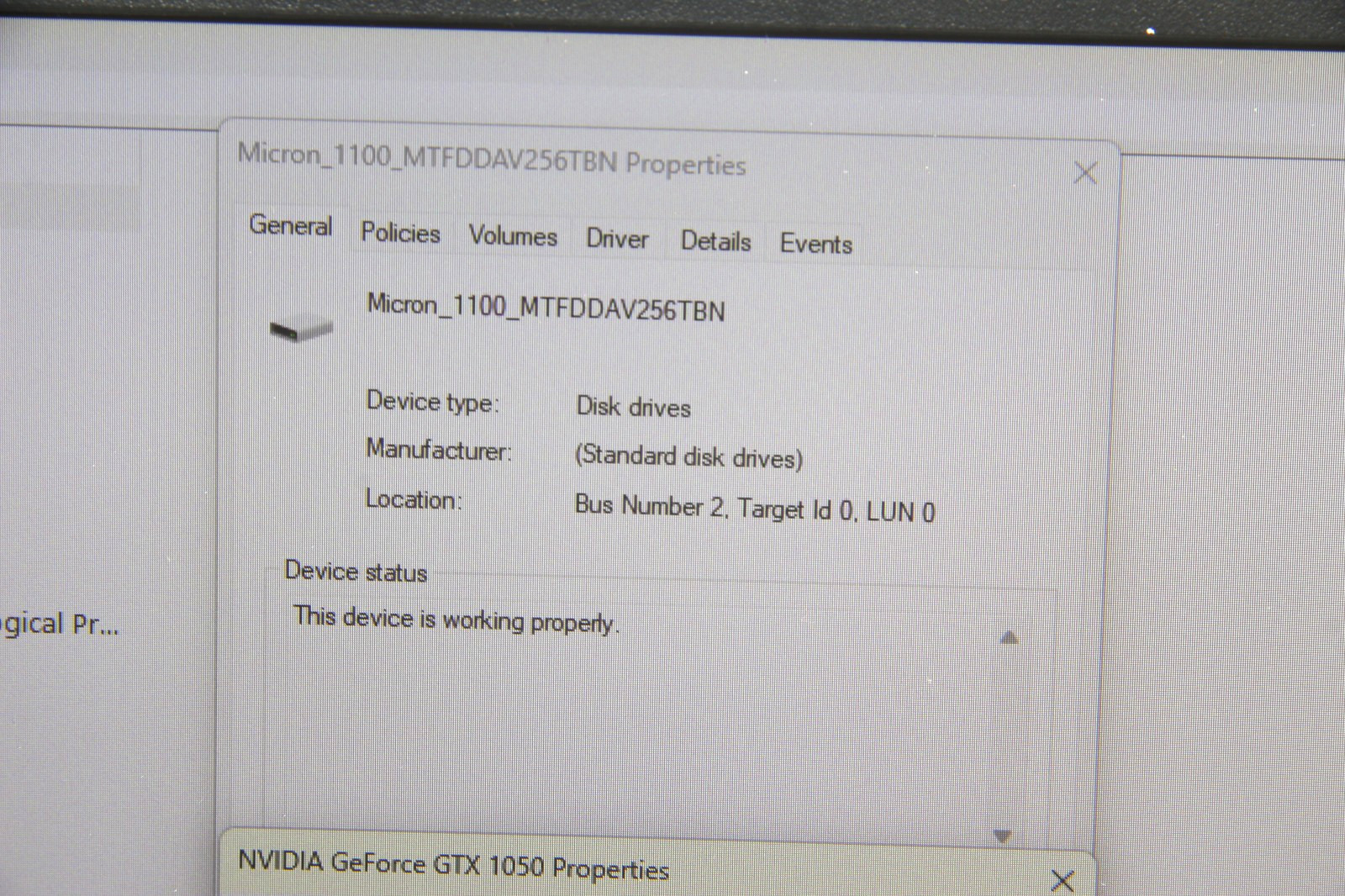 ASUS VivoBook Pro 17 17″ Laptop i7-8550U 16 GB RAM 256 GB SSD Win 11 No Charger