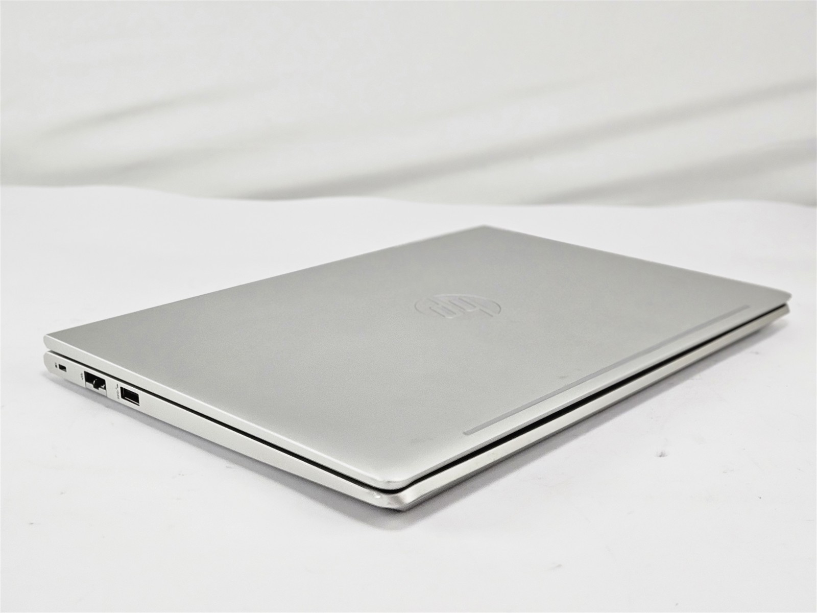 HP ProBook 445 G10 AMD Ryzen 5 7530U 32GB 256GB SSD 14″ AMD Radeon Vega 7