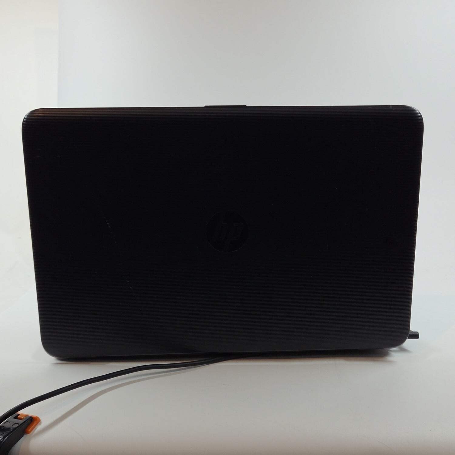 Broken HP NoteBook 15-AY009DX 15.6″ i3-6100U 2.3GHz 6GB RAM 1TB SSD Read