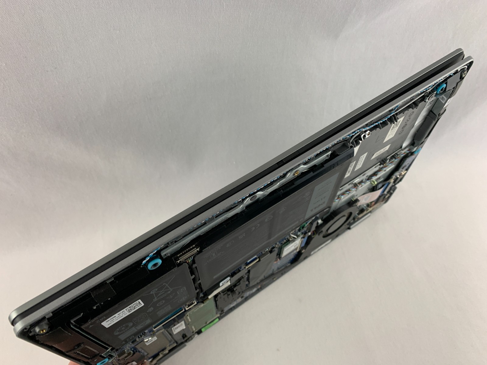 Dell Inspiron 15 3530 Laptop For Parts/Repairs No SSD/OS or Back Panel, No Power