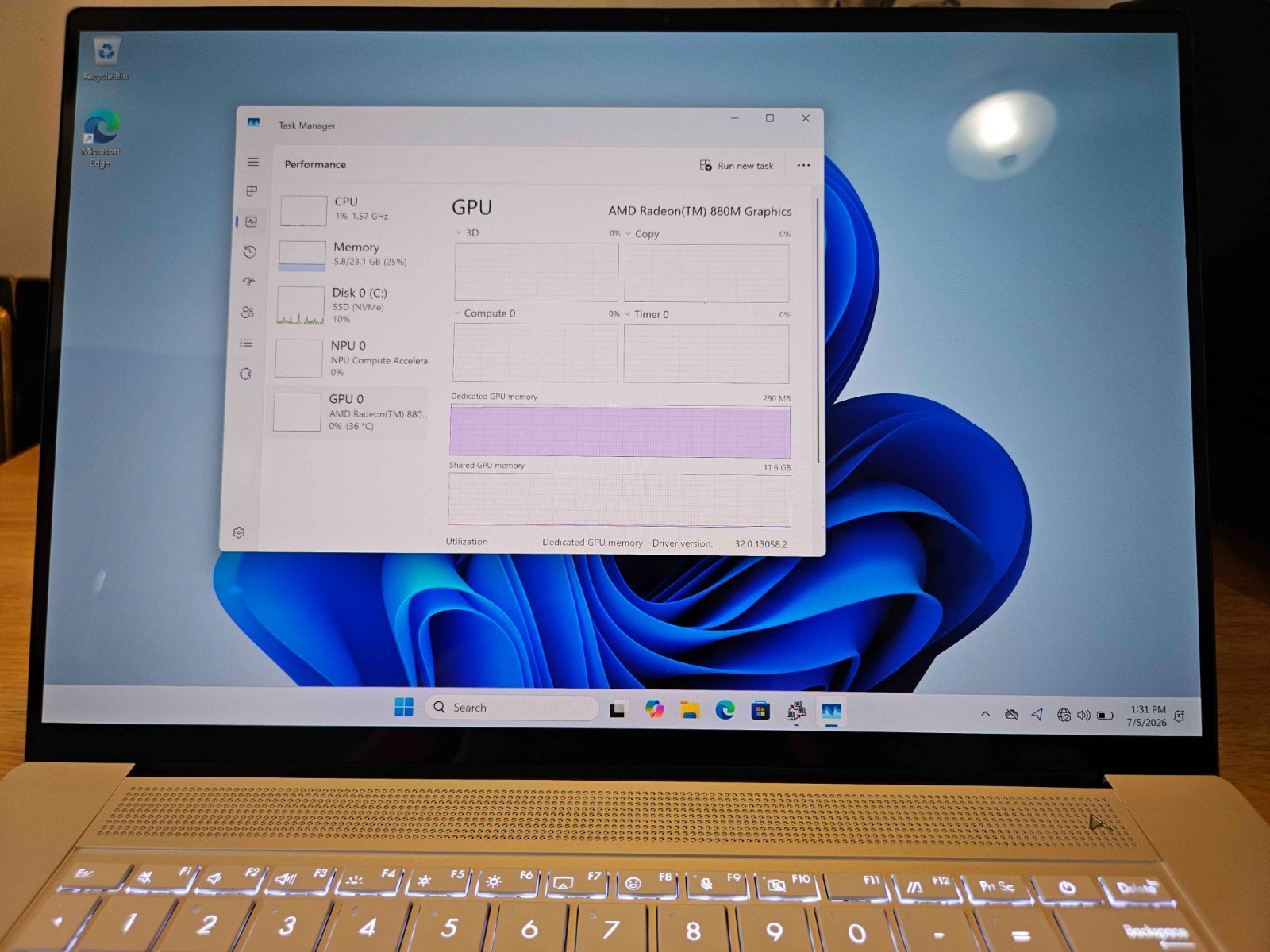 ASUS Zenbook S 16 16” 3K OLED Touchscreen 120Hz AMD Ryzen AI 9 365 24GB 1TB SSD