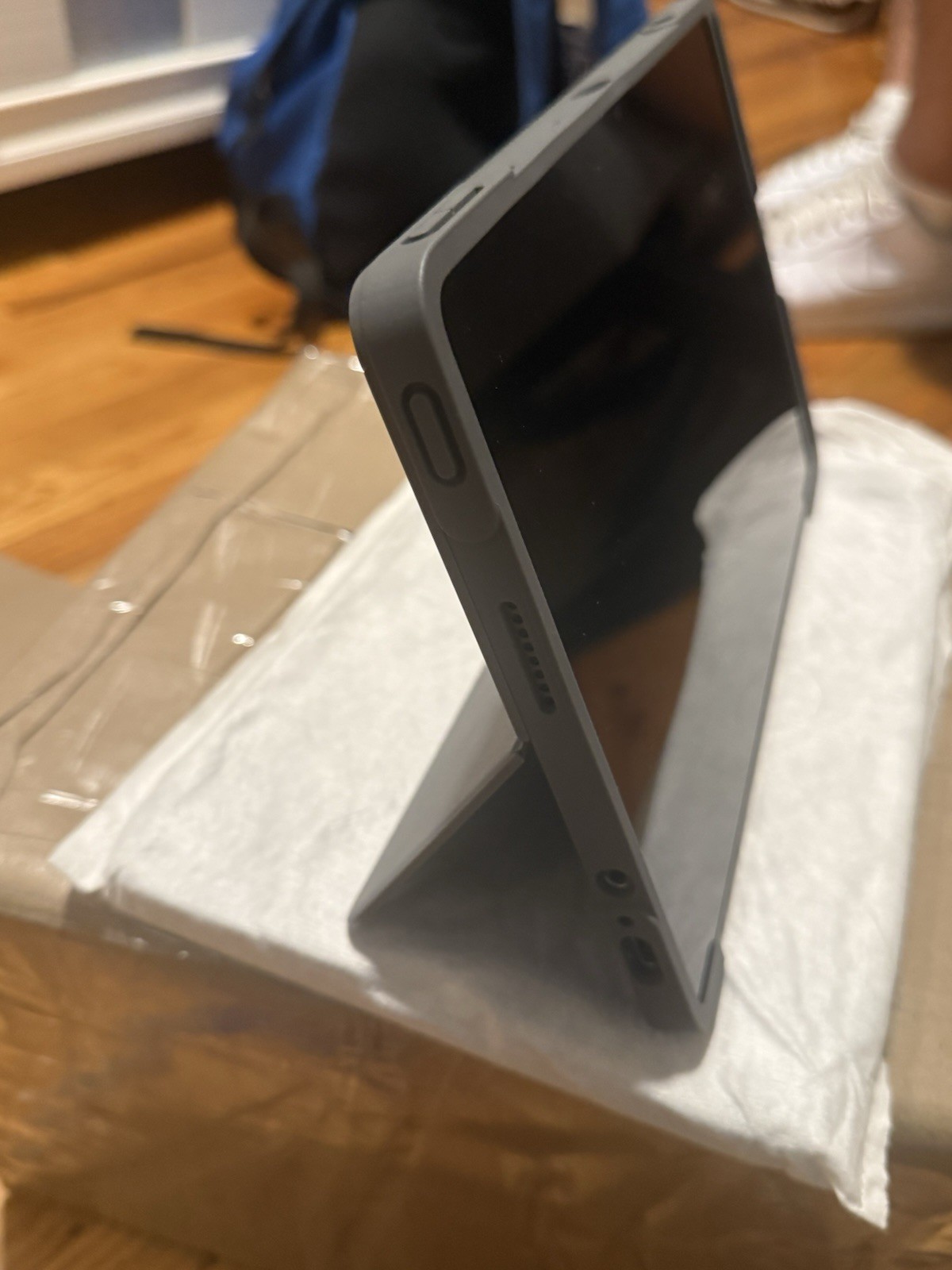 Lenovo Chromebook Duet EDU G2 83HJ0002UB Chromebook Tablet – 4 GB – 64 GB, Gray
