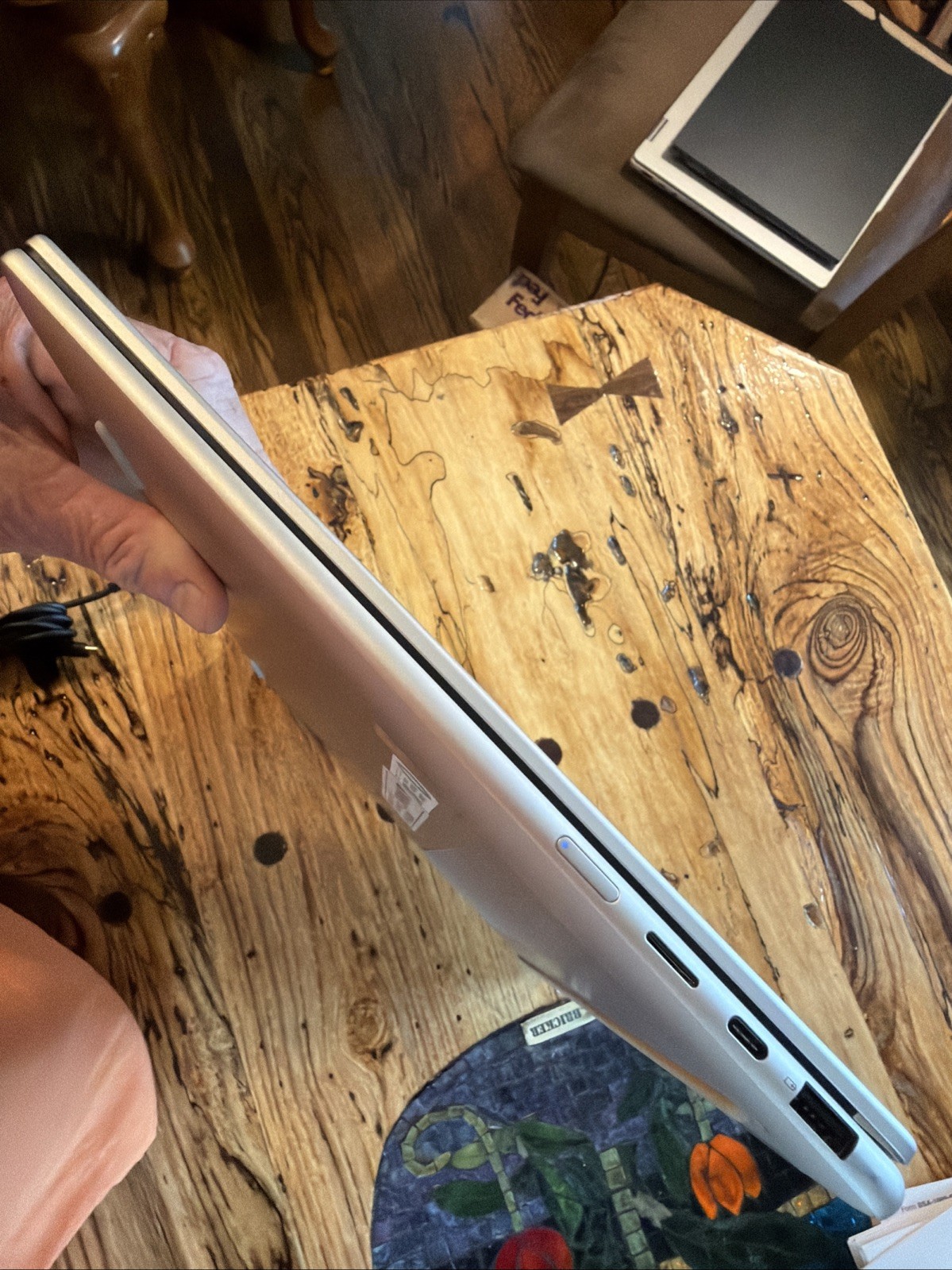 Lenovo Yoga 7 16″ 2-in-1 CoPilot+ PC 2K FHD+ TOUCH AMD Ryzen AI 7 350 16GB 1TB