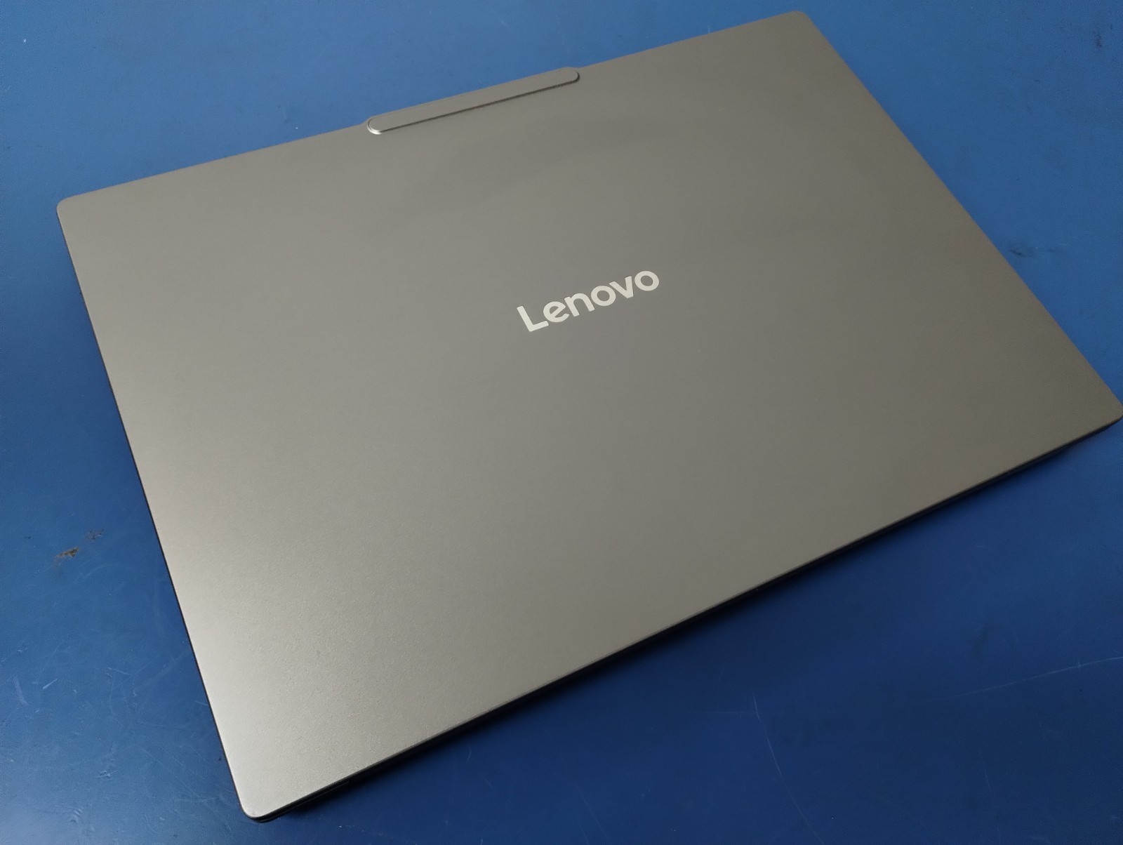 Lenovo IdeaPad Pro 5 16IAH10, Intel Core Ultra 9 285H, 32 GB RAM, 1 TB NVMe SSD