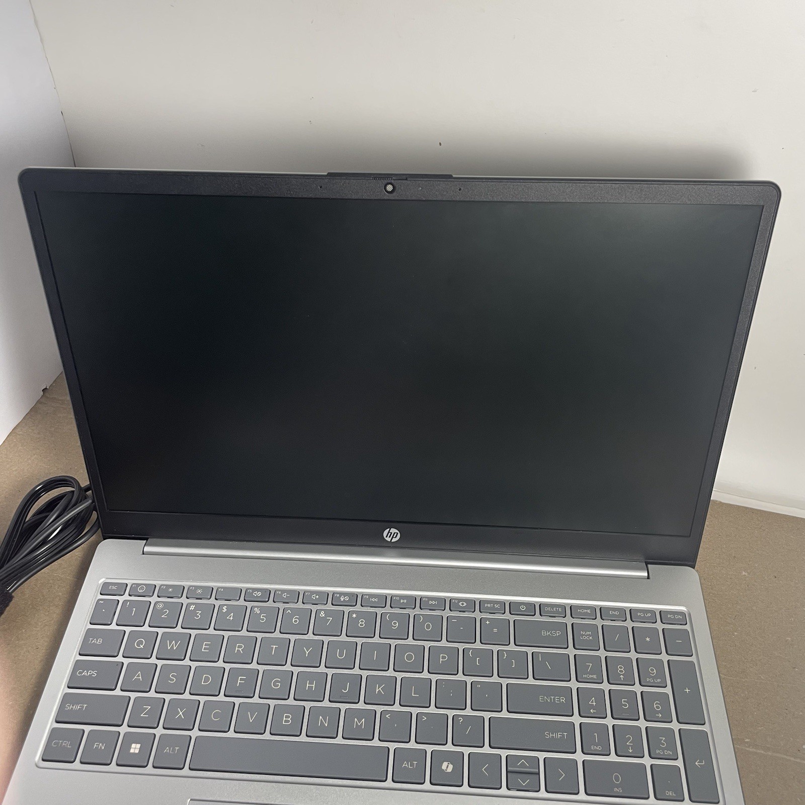 HP Laptop 15-FD0113DX 15.6″ i3-N305 1.8GHz 8GB RAM 128GB SSD