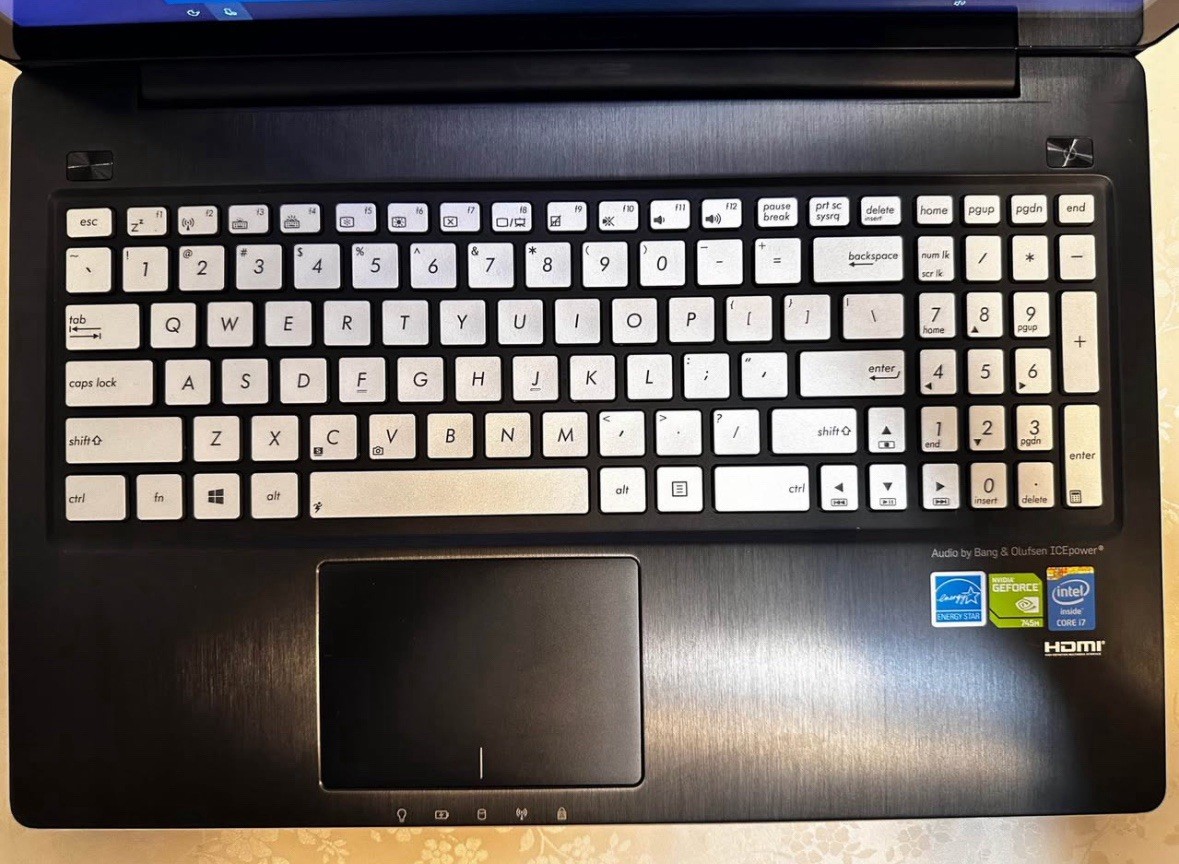 ASUS Q550L – i7 / 16GB RAM / 256GB SSD , Fully cleaned out