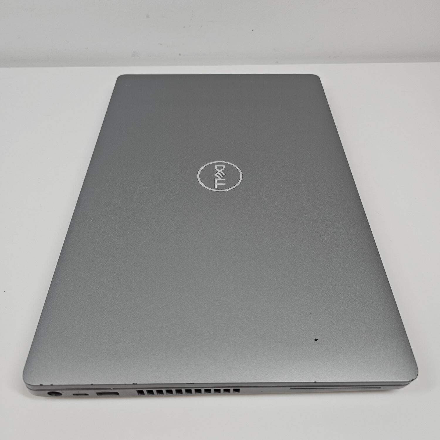 Dell Latitude 3551 15.6″ i7-10850H 2.7GHz 32GB RAM 512GB SSD Quadro P620