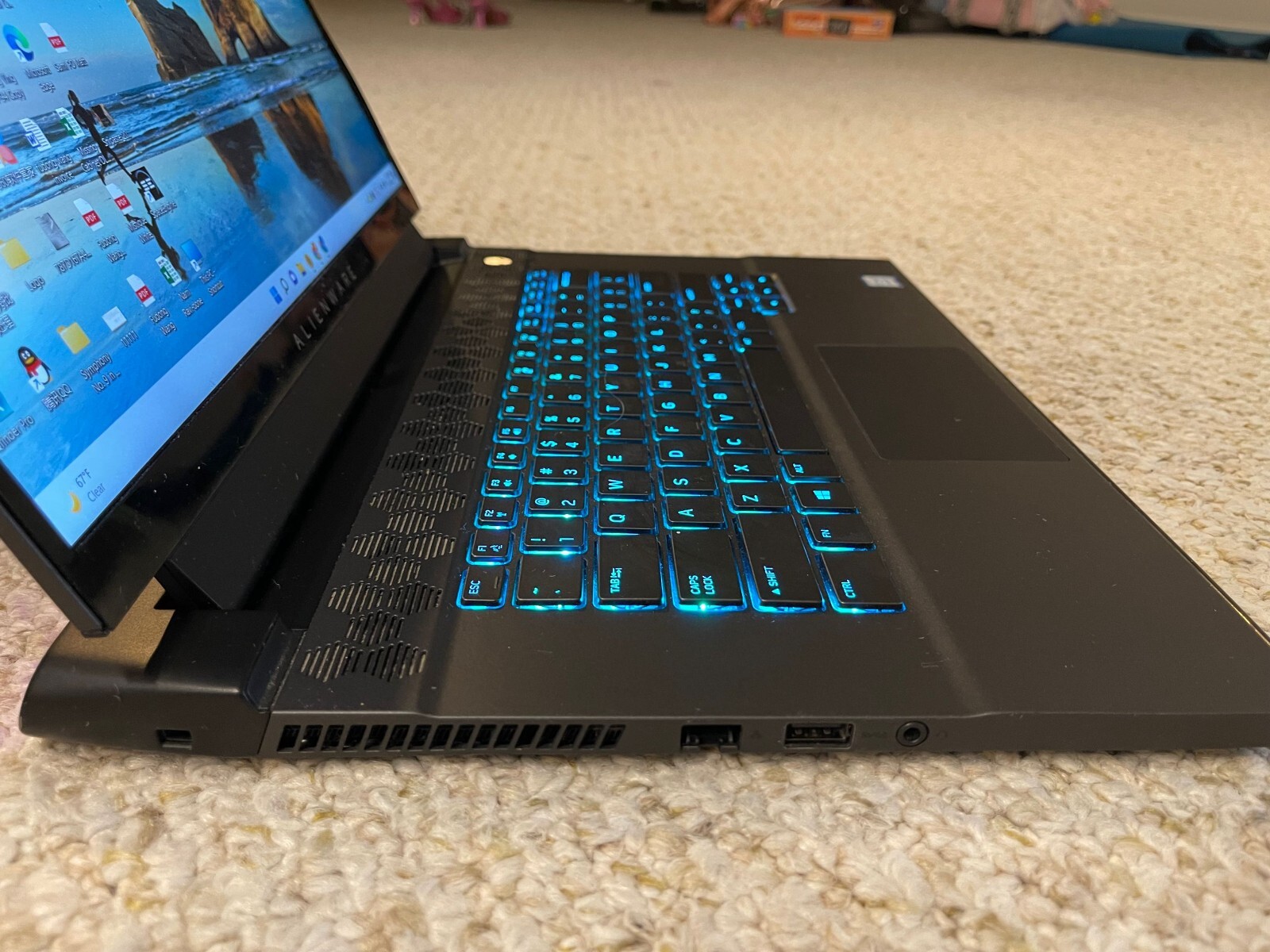 15.6″ Alienware Laptop M15 R2 RTX2080