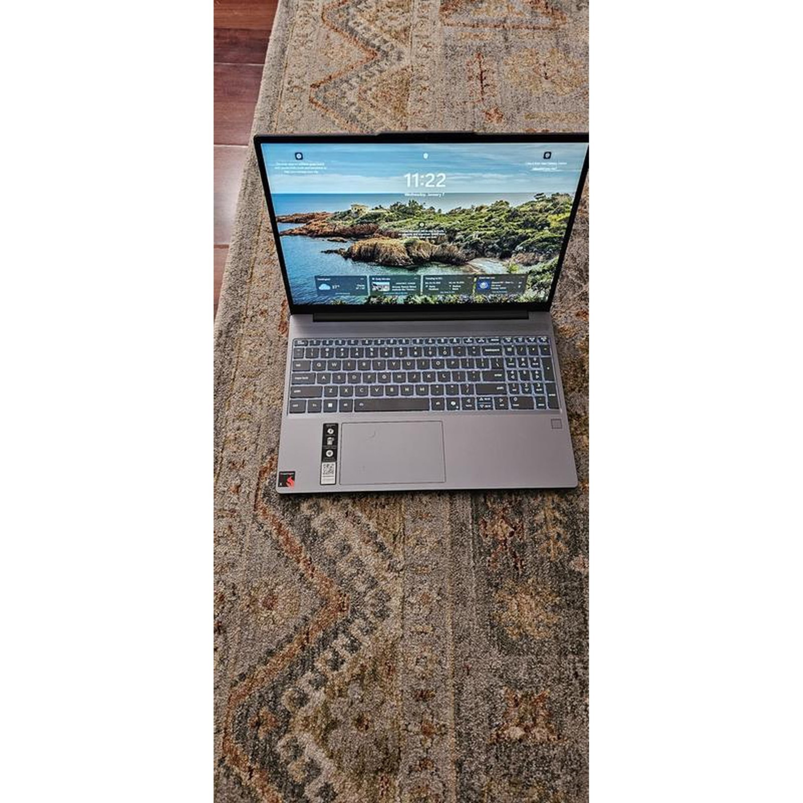 Lenovo IdeaPad Slim 3x 15.3″ Laptop AI Snapdragon X 1 512GB SSD Luna Grey