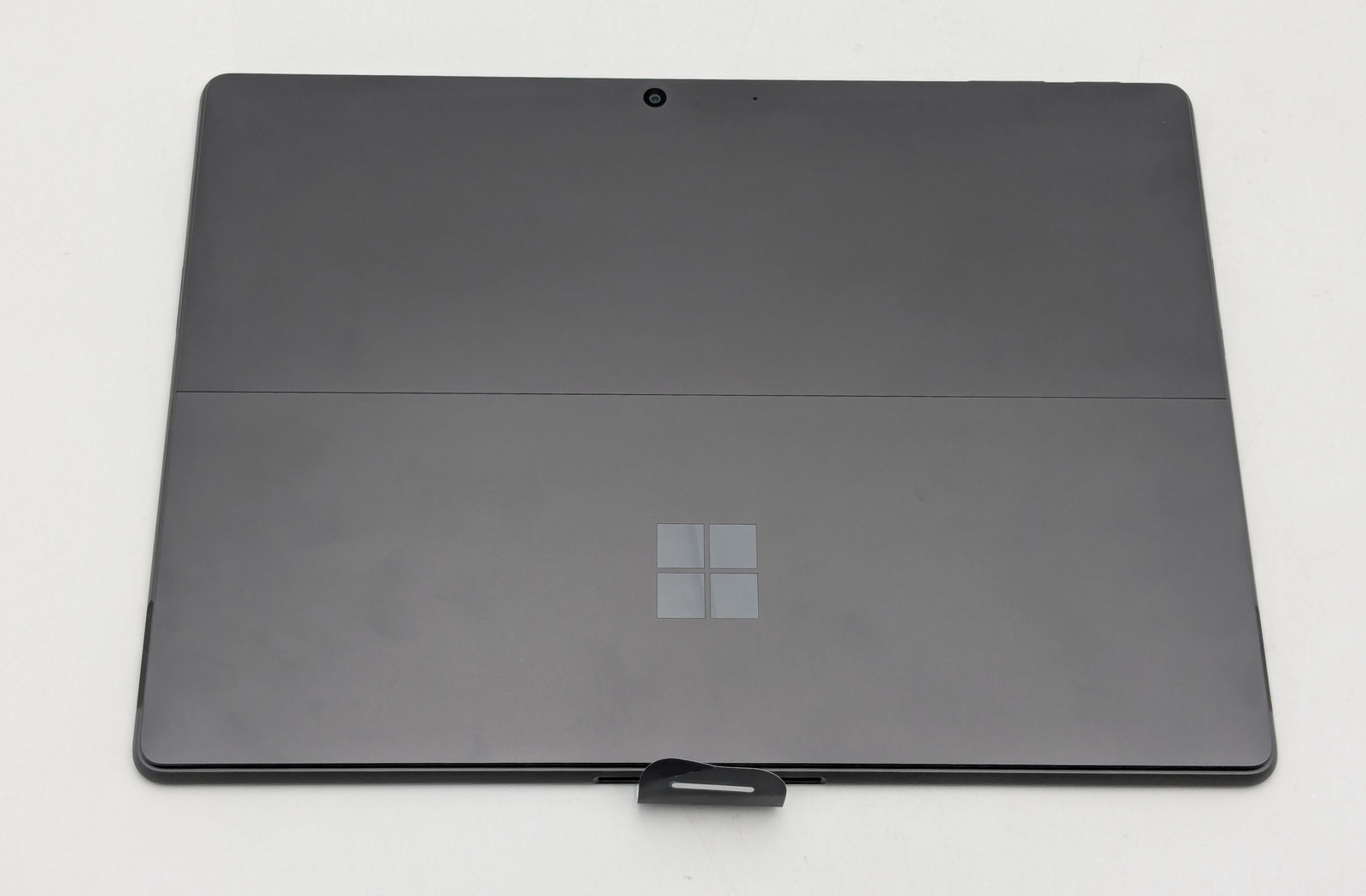 Microsoft Surface Pro 11 13″ Snapdragon X Plus 16GB DDR5 512GB SSD Windows 11H