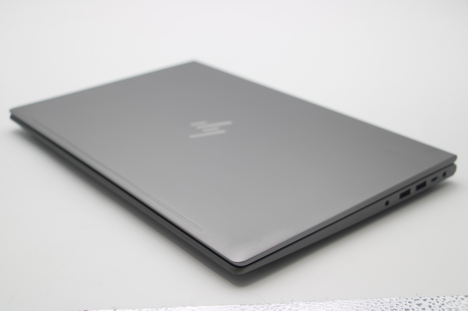 HP ZBook Power 15.6″ G10 *2.4GHz i7-13700H /32GB RAM /1TB SSD /NVIDIA RTX A1000*