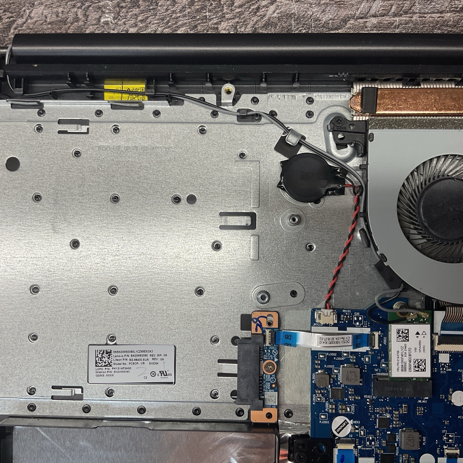 Lenovo IdeaPad 330-15 / i3 8th Gen / No Power / No RAM / No SSD / T5