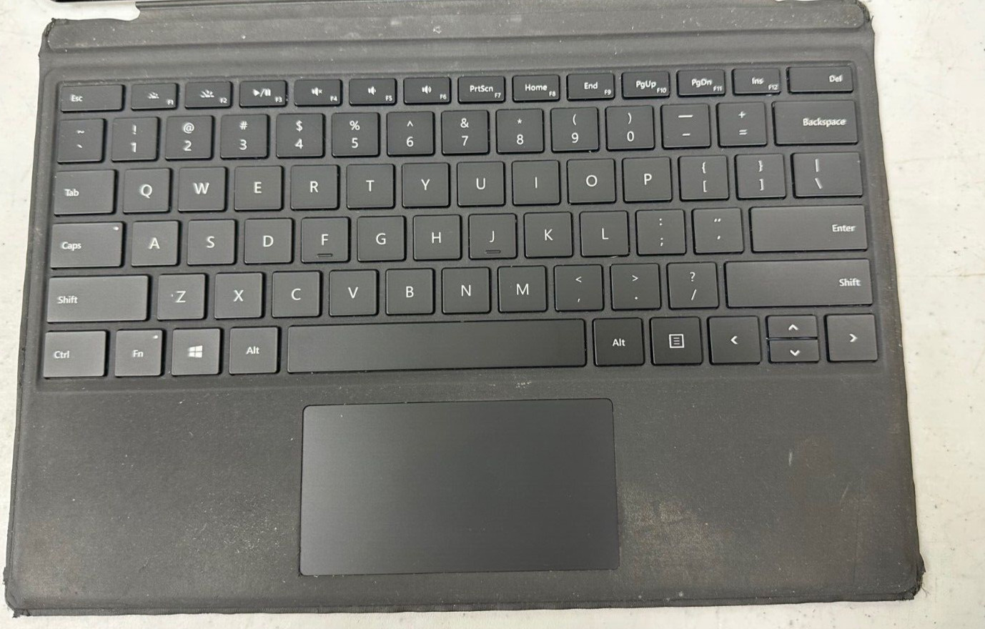 Microsoft Surface Pro 4 Core i7 6650U 2.2GHz 8GB RAM 256GB-Touch- 12.6″ – 1724