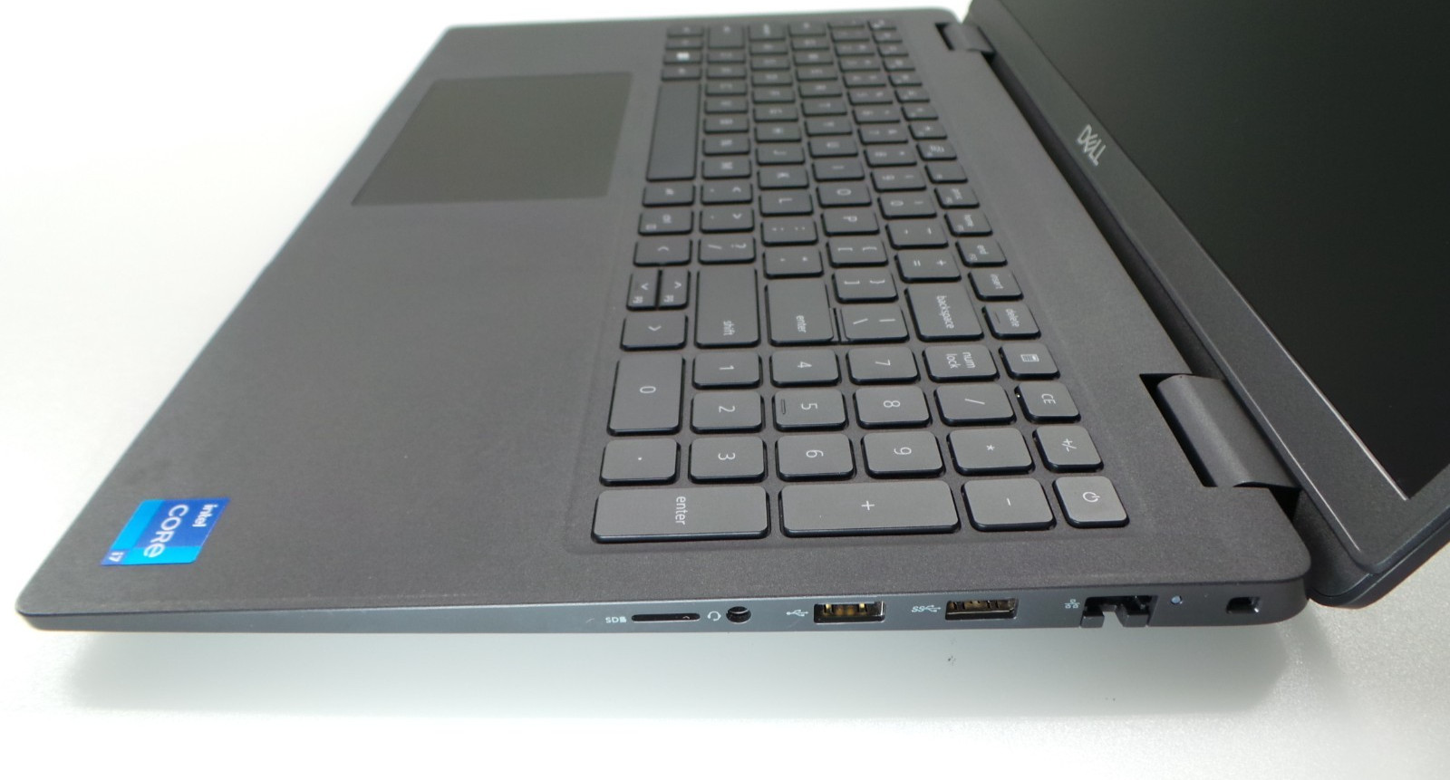 Dell Latitude 3530 | 15.6″ | i7-1255U | 8GB 256GB SSD | Win 11 Pro