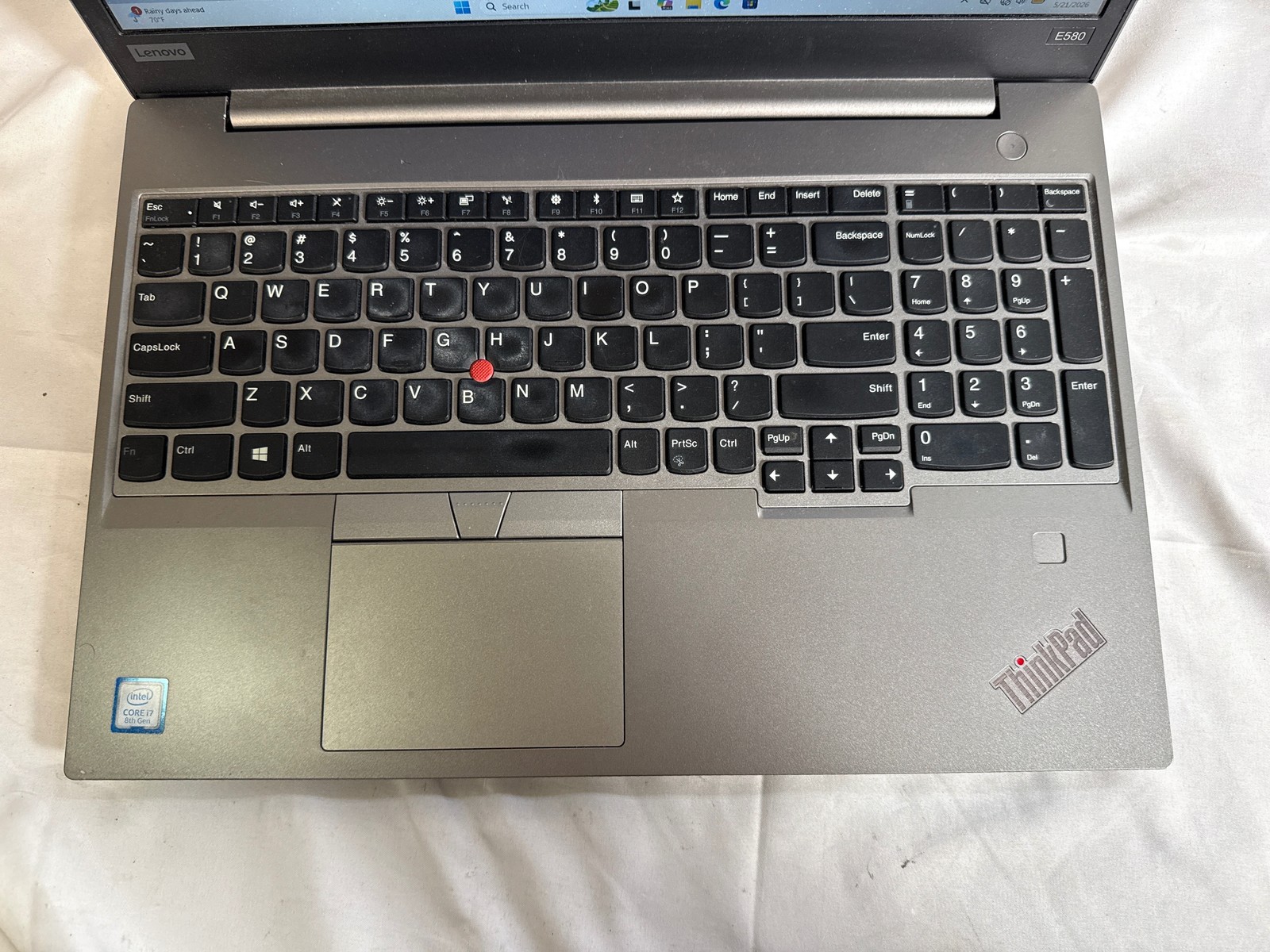 Lenovo ThinkPad E580 Intel Core i7-8550U 8 GB 256GB SSD 15.6″