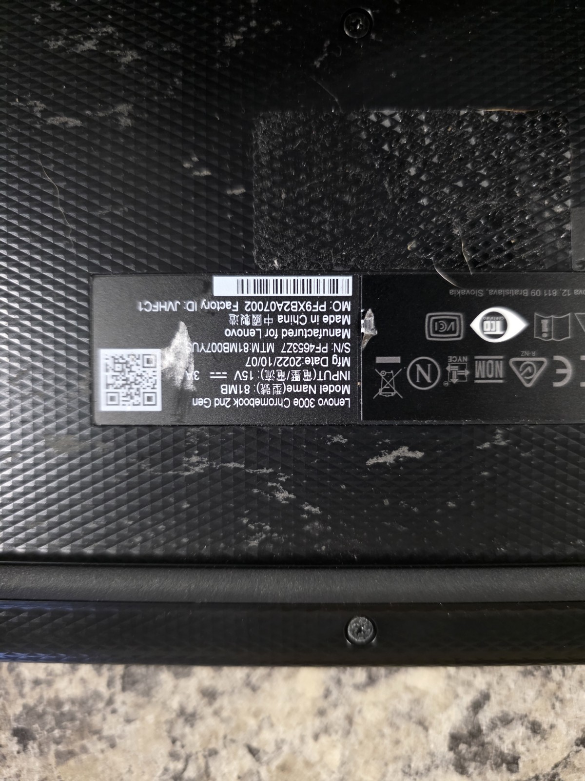 Lenovo 300e Chromebook 2nd Gen Intel Celeron 11.6″ Touchscreen Black Chrome OS