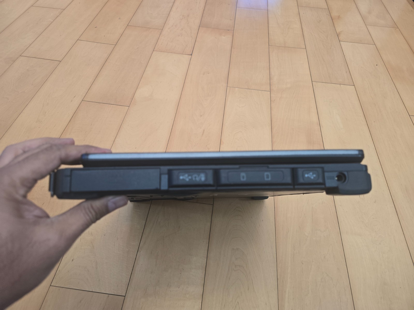 Getac S410 6th Gen Core i5 2.4Ghz 4GB 256GB SSD Rugged Laptop Win10 Touch 4G LTE