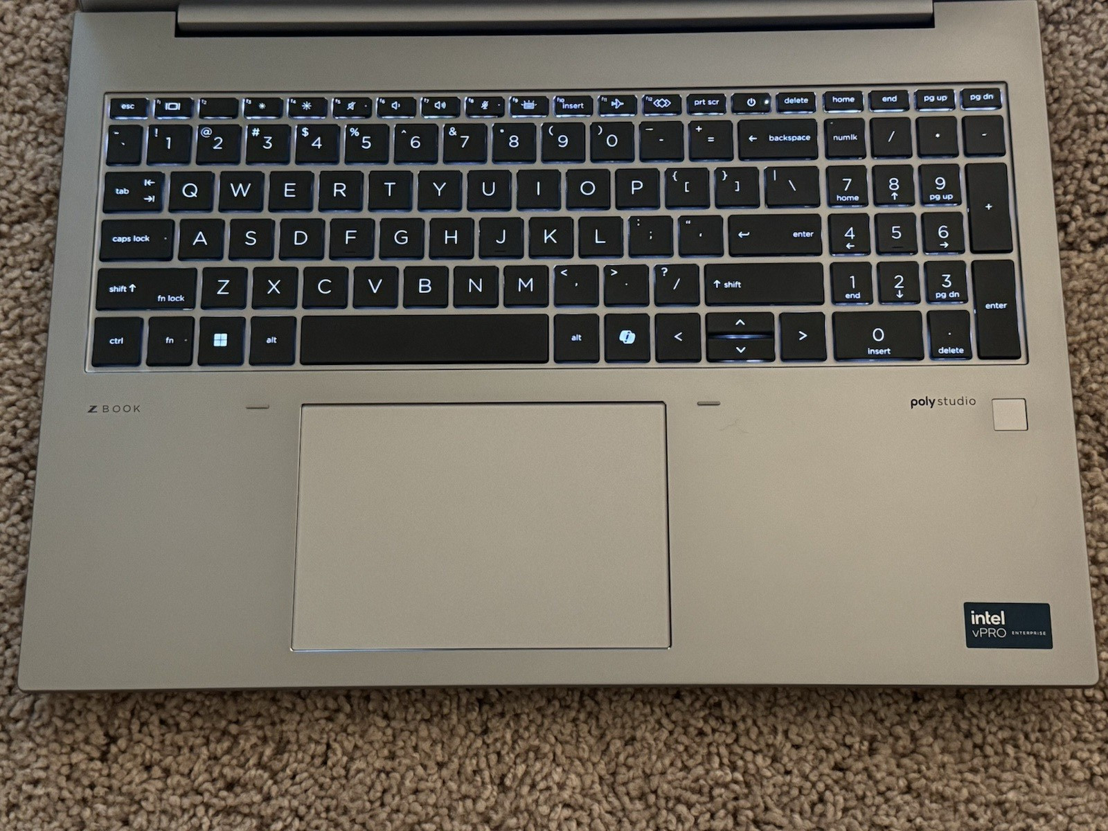 HP ZBook Firefly 16 G11 FHD+ 1.4 GHz Ultra 7 165H 16GB 256GB SSD Backlight-great