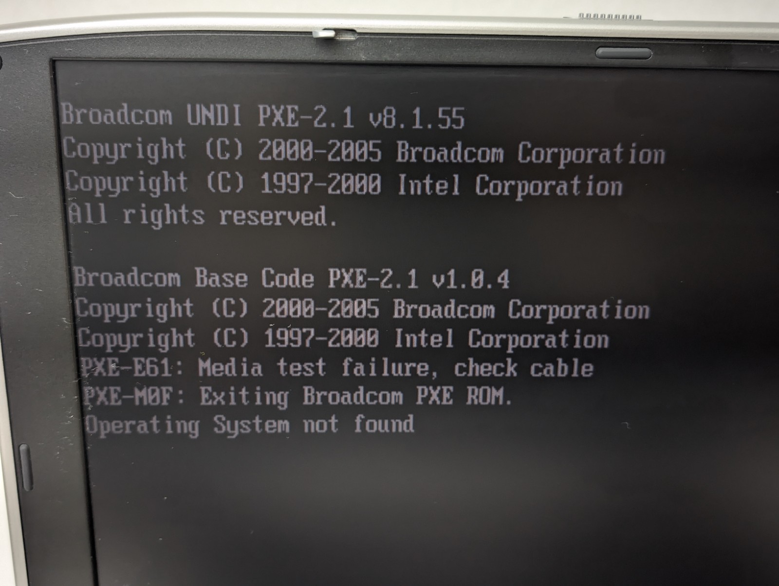 GATEWAY MA1 M460E Pentium M 512mb No HDD, OS, POWER ADAPTER Boots To BIOS