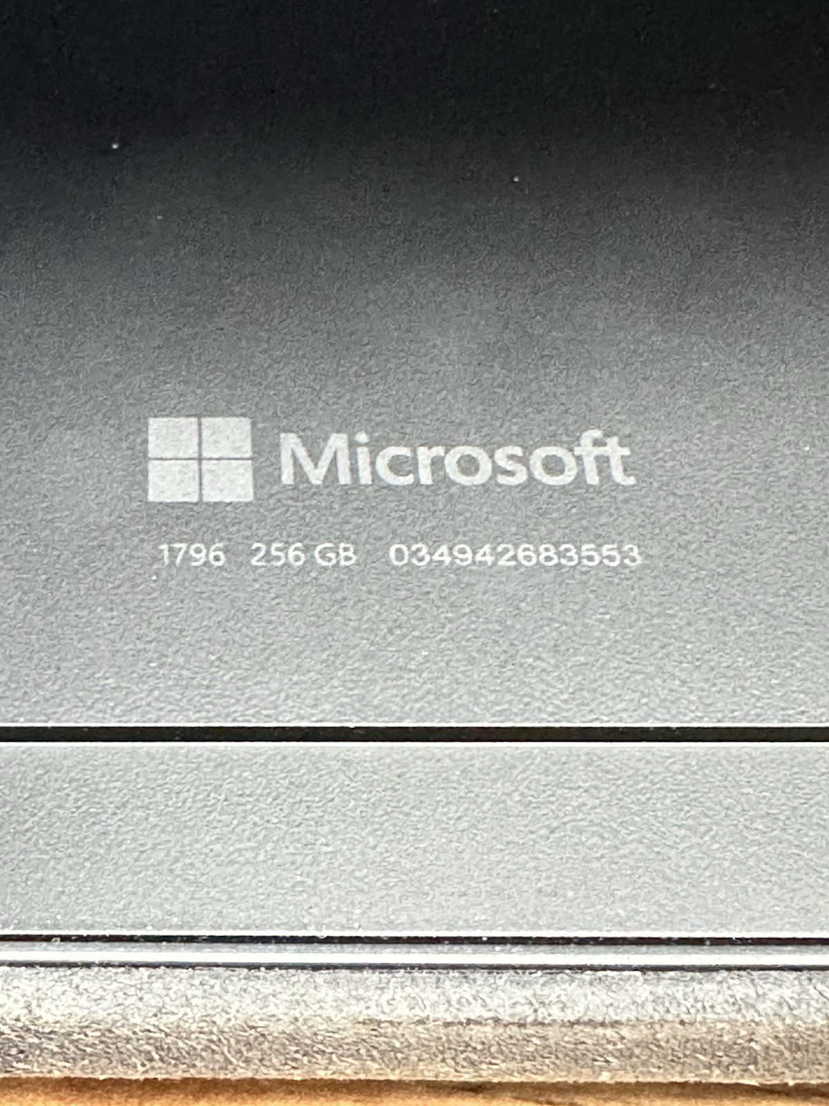Microsoft Surface Pro 6 12.3″ 256GB SSD, Intel Core I5 8th Gen., 3.4GHz, 8GB RAM