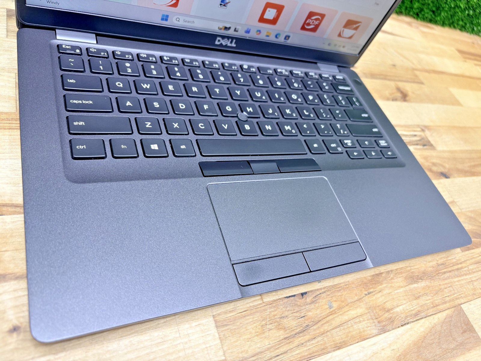 Dell Latitude 5400 Intel i7-8th Gen 1.90GHz 16GB RAM 256GB SSD Windows 11 Pro*