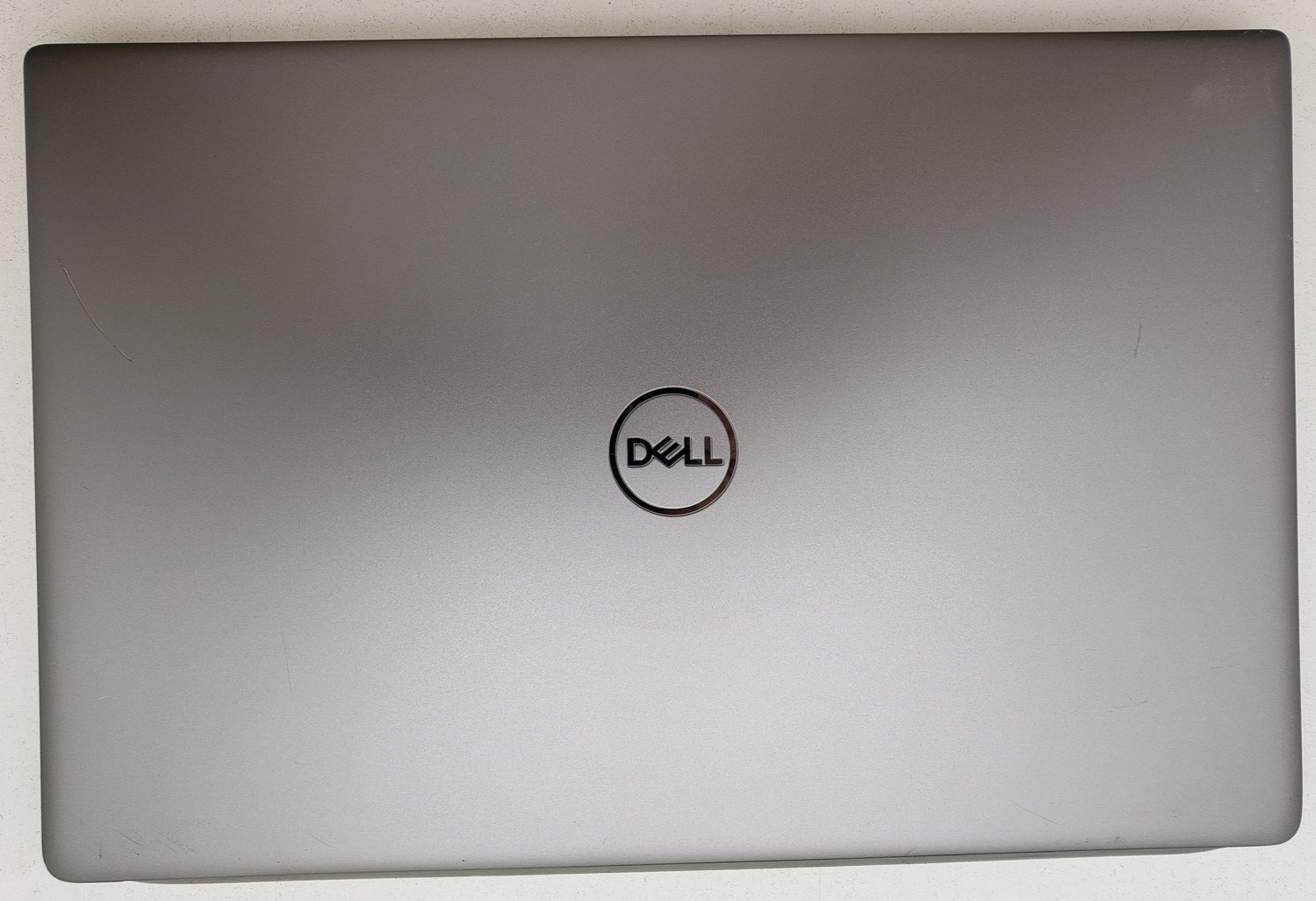 Dell Latitude 3301 Intel i7-8565U 8GB RAM 256GB SSD Windows 11 Pro 13.3″ Laptop.
