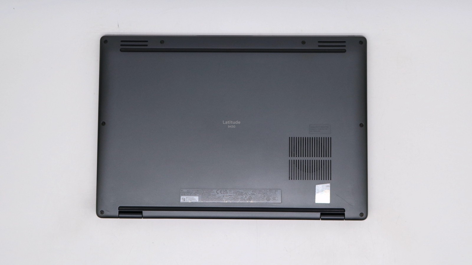 Dell Latitude 9430 14″ i7-1265u 32GB 1TB – Good