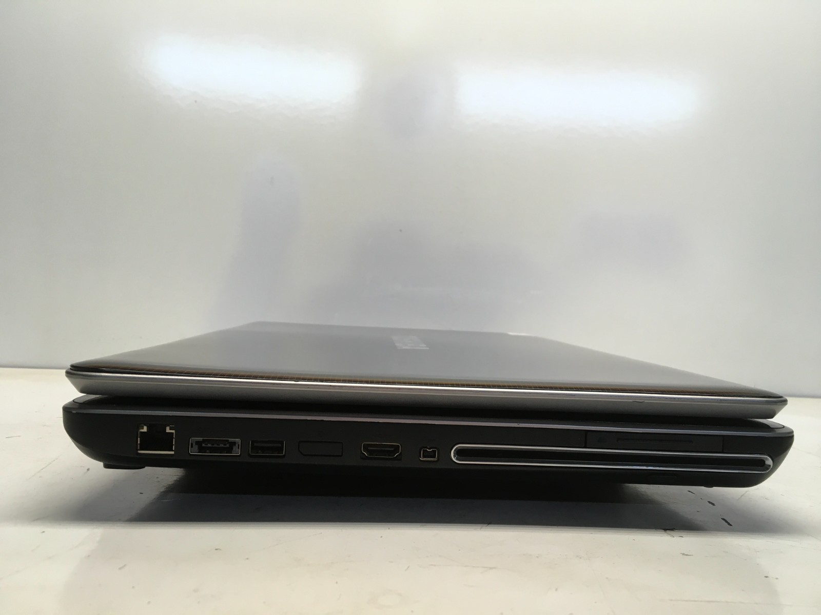 Toshiba Satellite P500 Intel Core 2 Duo P7450 2.13GHz 1 GB NO HDD No Batt