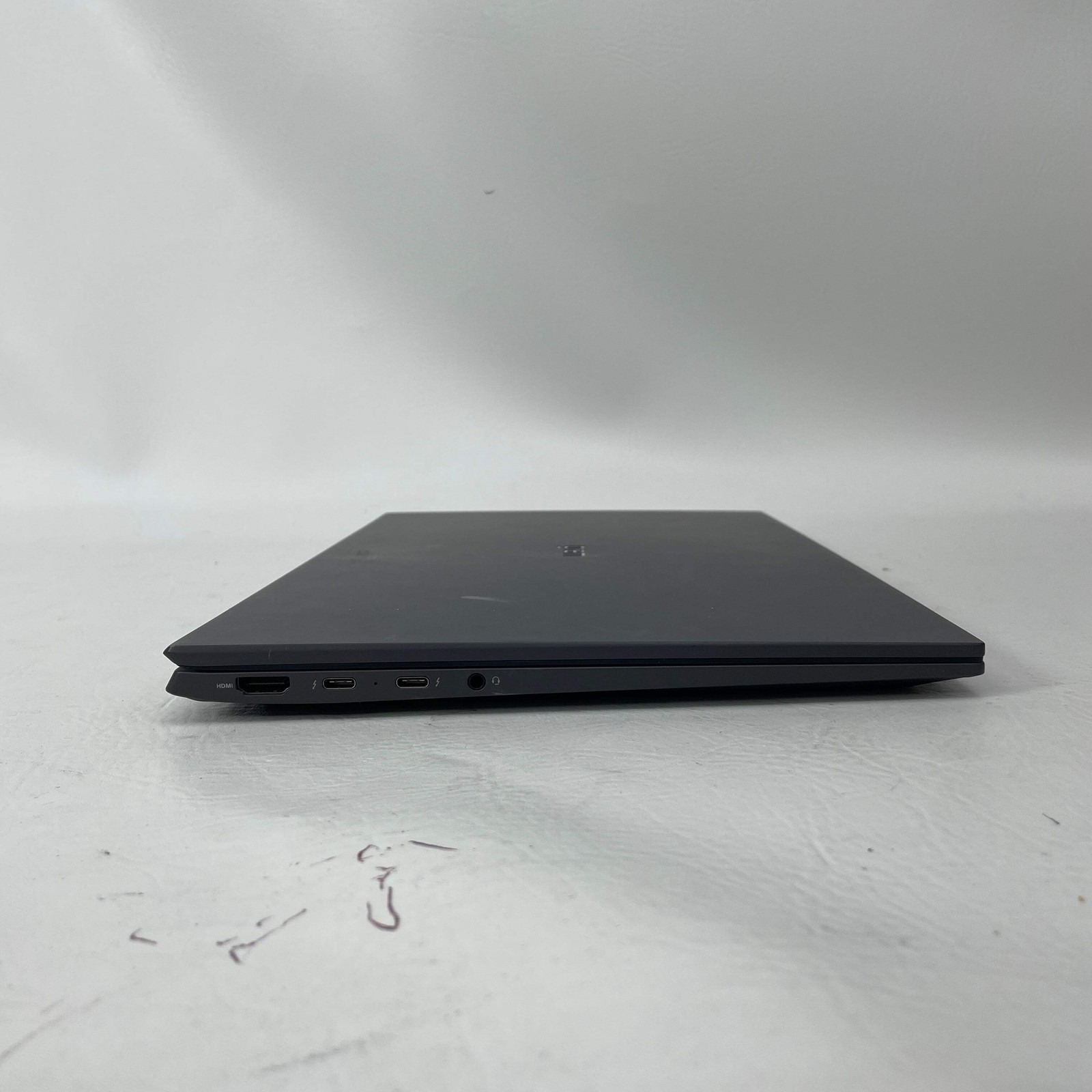 LG Gram 15Z90Q 15.6″ i5-1240P 1.7GHz 16GB RAM 512GB SSD