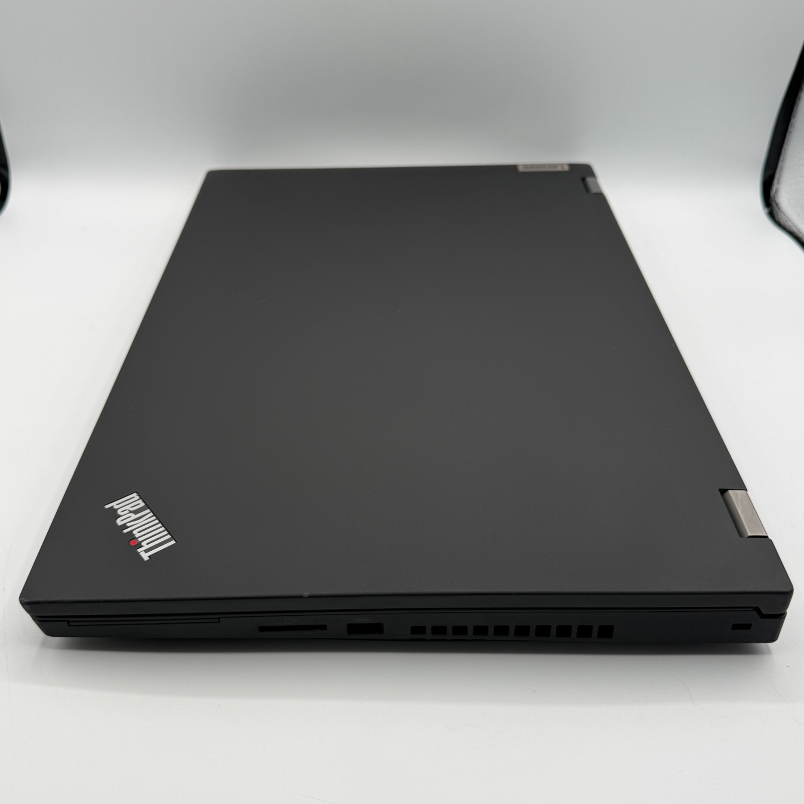 Lenovo ThinkPad P15 Gen 2 i7-11800H RTX A2000 32GB 512GB SSD Win11 Pro Gaming