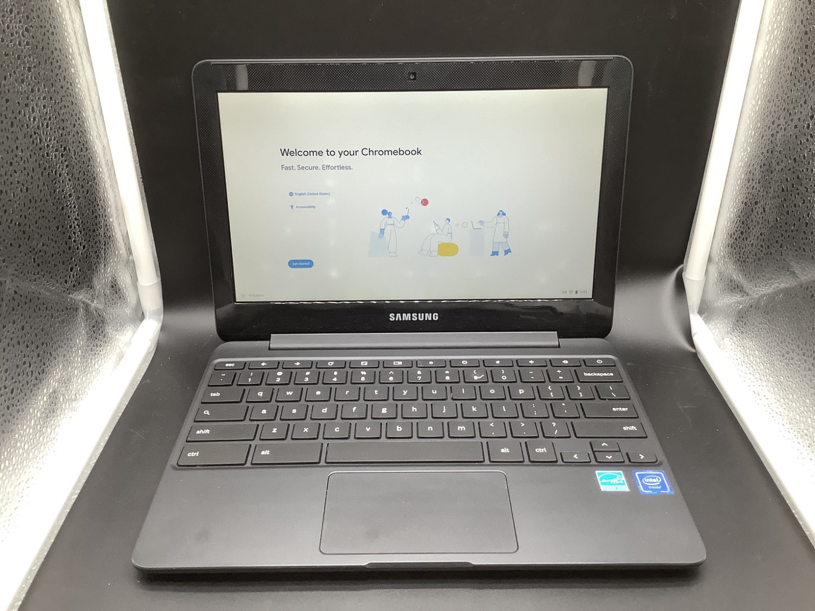 Samsung Chromebook XE500C13 Laptop 11.6″ N3060 @ 1.6GHz 16GB SSD 4GB RAM