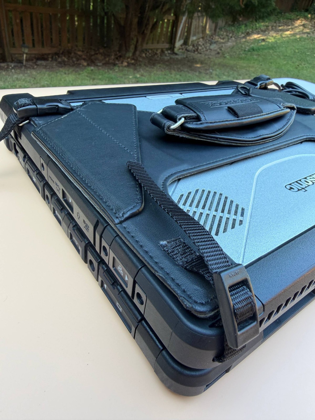 Panasonic Toughbook CF-33 i7-7600 16GB 512GB SSD Win11pro LTE /dGPS/Barcode