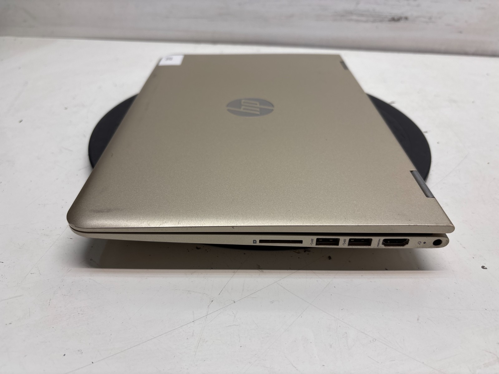 HP Pavilion x360 m3-u103dx Intel Core i5-7200U 2.50GHz 8GB 128GB SSD