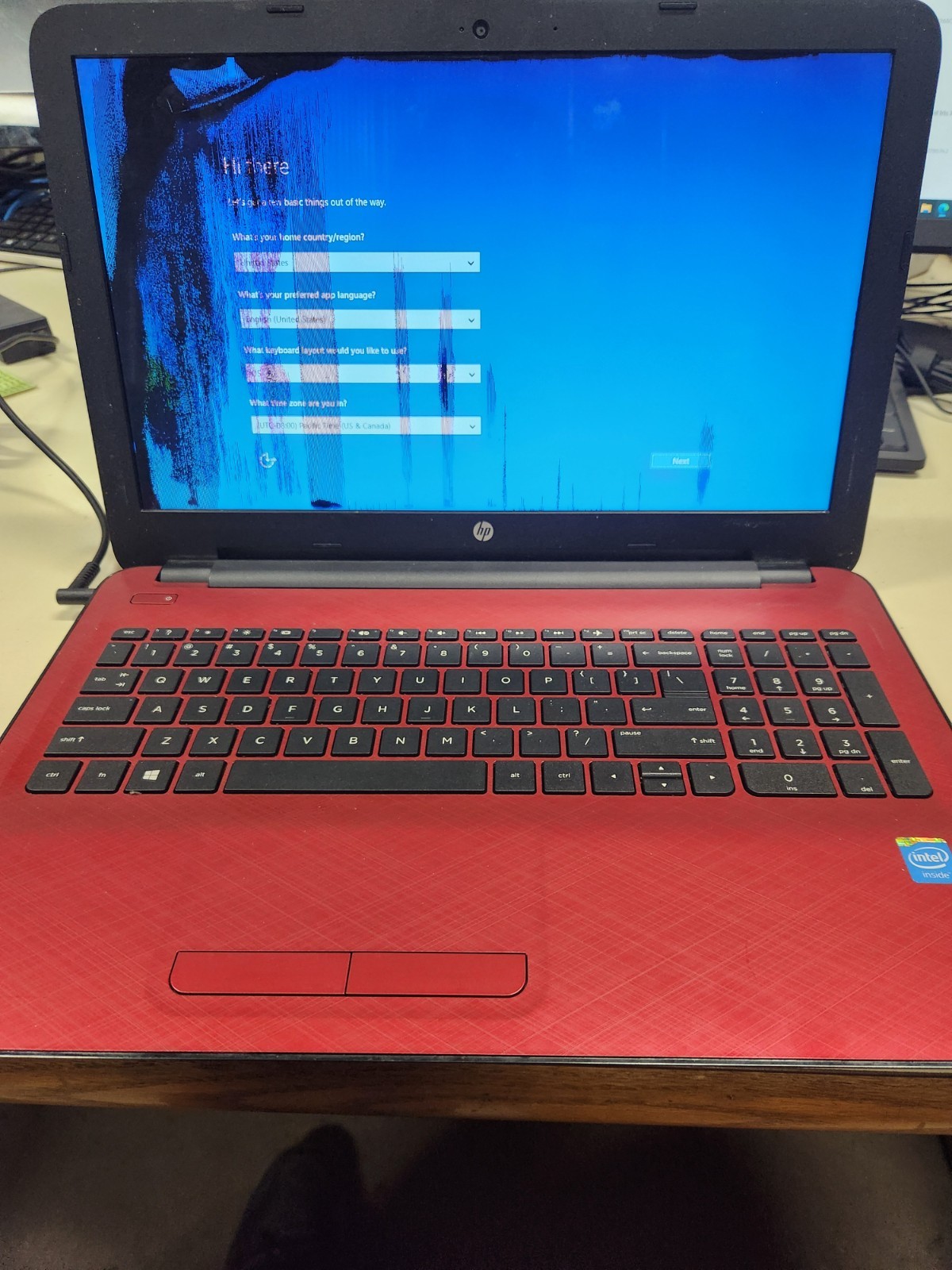 RED HP Laptop I7-1165G7 512GB SSD 8GB DDR4 RAM