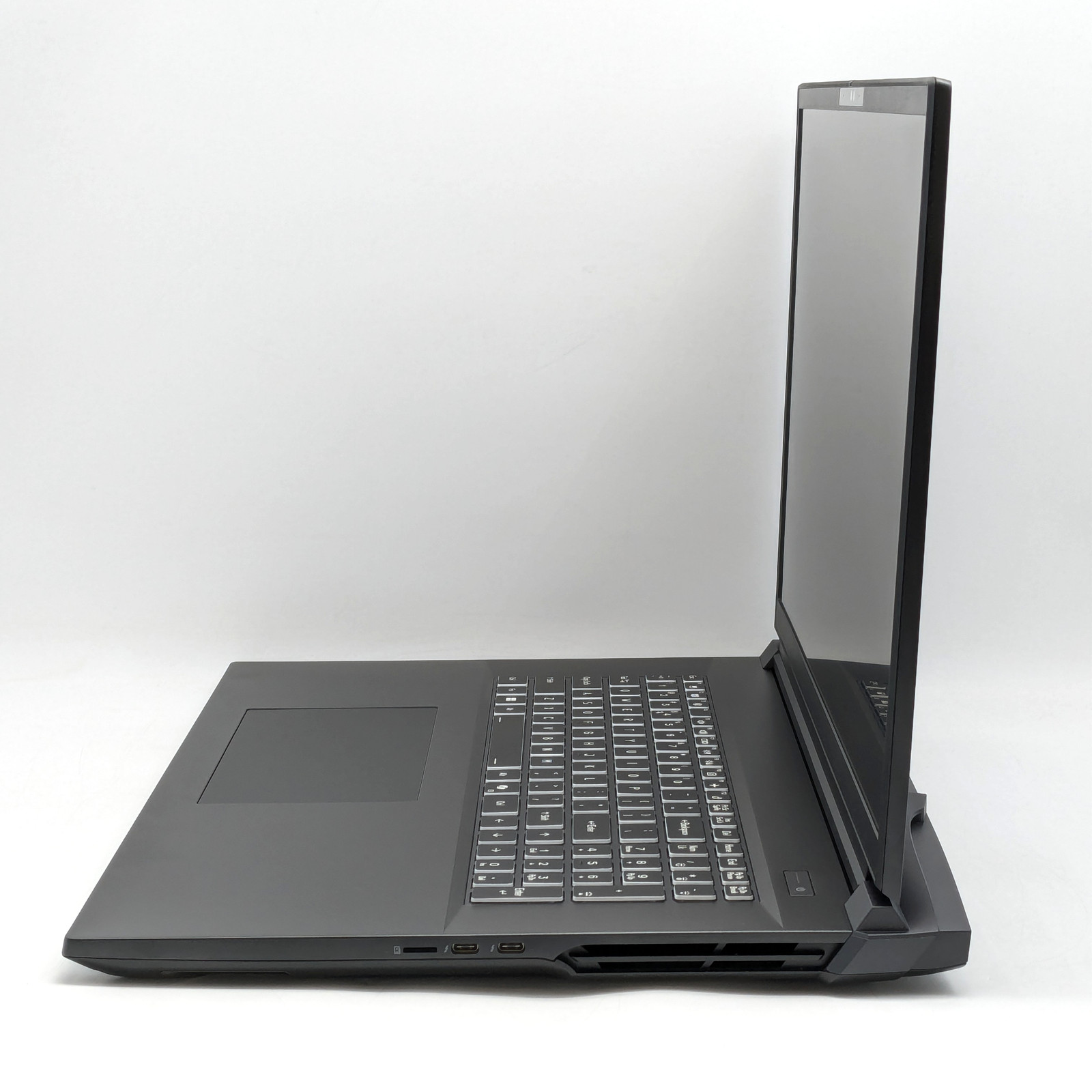 Clevo X580WNS 18″ Ultra 9 275HX 96GB DDR5 1TB SSD NVIDIA GeForce RTX 5080 W11H