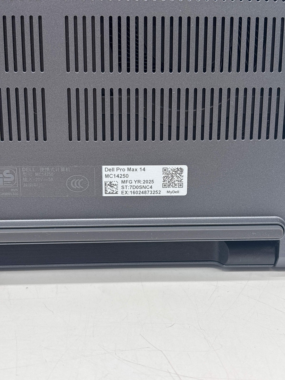 Dell Pro Max 14 14″ Intel Core Ultra 7 265H 32GB RAM 512GB SSD – For Parts