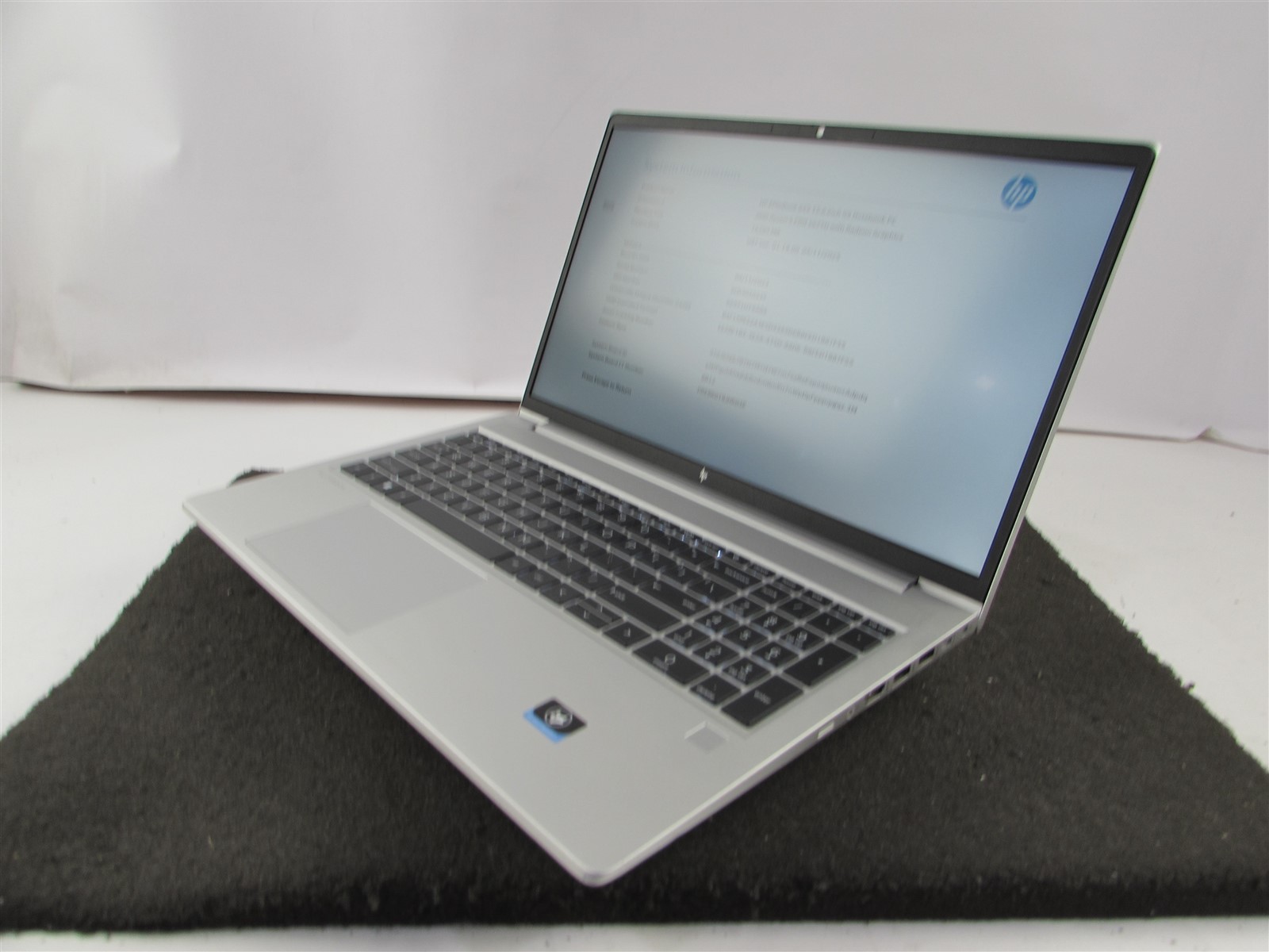 HP ELITEBOOK 655 (G9) 15.6″ 1920X1080 AMD RYZEN 5 PRO 512GB SSD 16GB RAM NO O.S