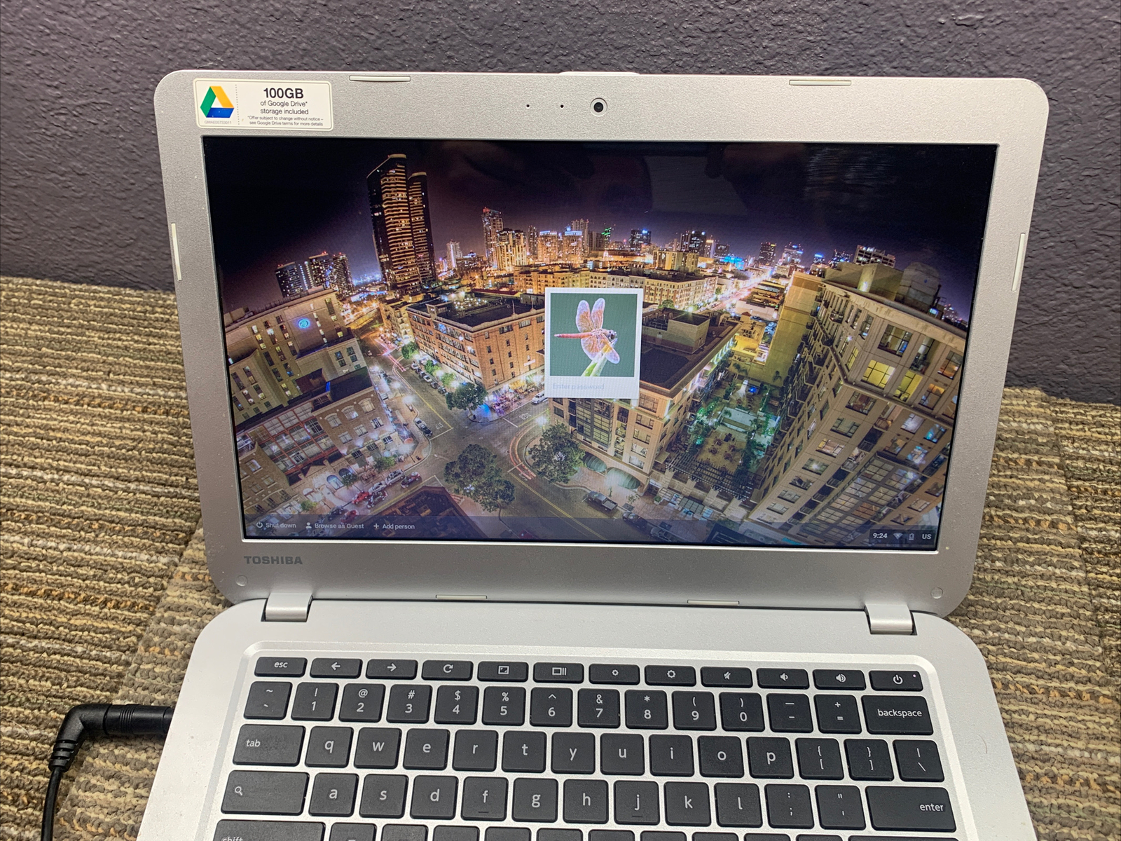 Toshiba Chromebook CB35-A3120 Intel Celeron 2955U 2GB RAM 16GB SSD 13.3″ 516