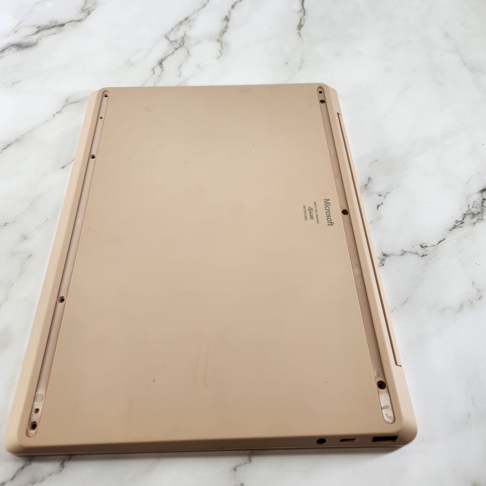 Microsoft Surface Go 12.4″ Core i5 8gb Sandstone Windows Laptop 1943