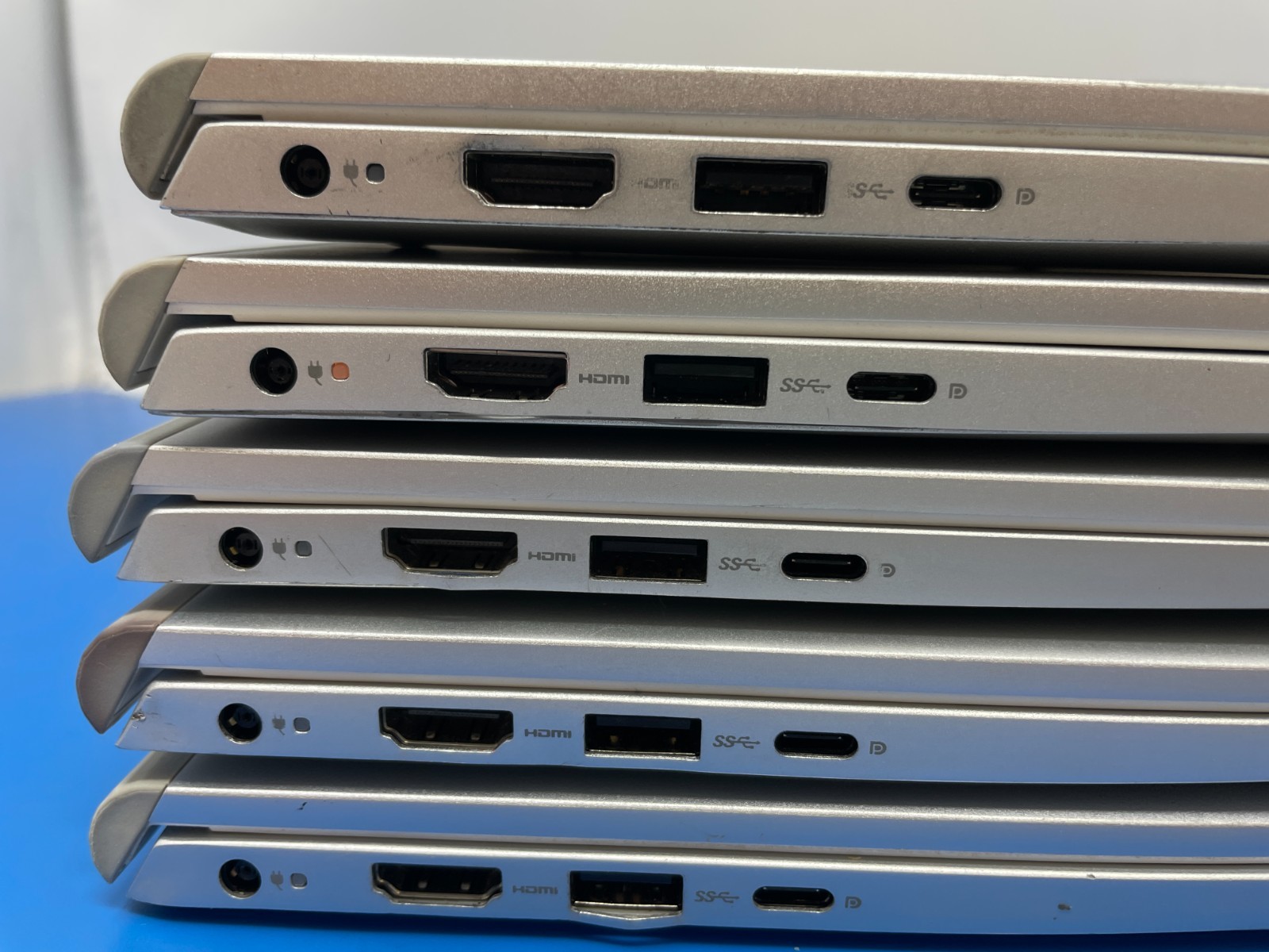 REPAIR LOT – x5 Dell Inspiron 5502 15.6″ Core i5-1135G7 8GB RAM 256GB NVMe