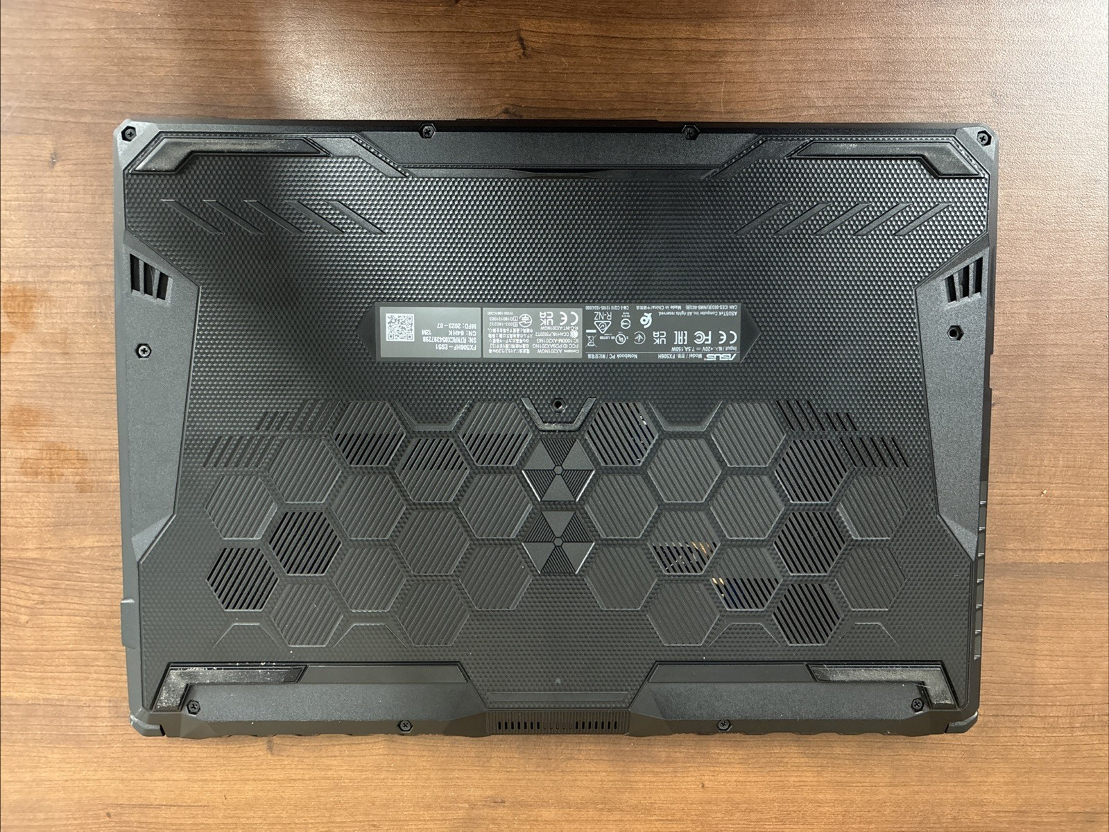 ASUS TUF Gaming F15 FX506HF – RTX 2050 – i5-11400H – 8GB RAM – 512GB SSD