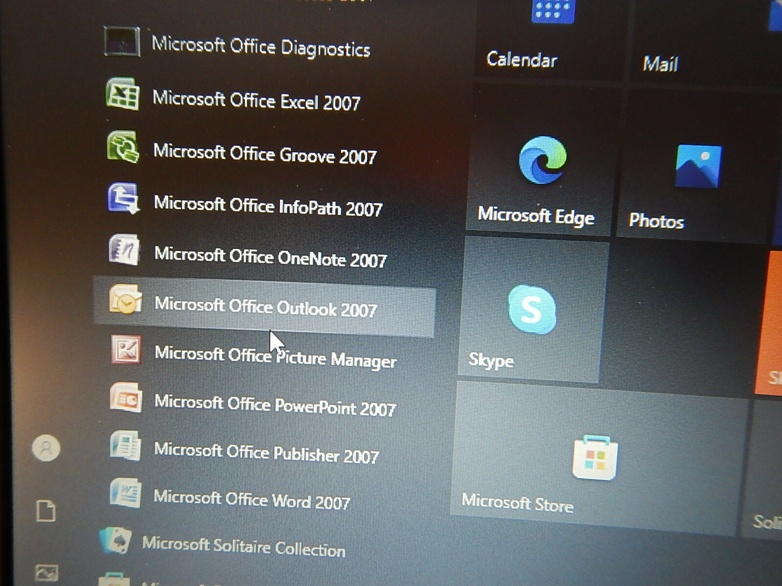 Dell Latitude E6410 M540 w/W10H(240GBSSD) switches to W7P (inDriveBay250GBSATA)