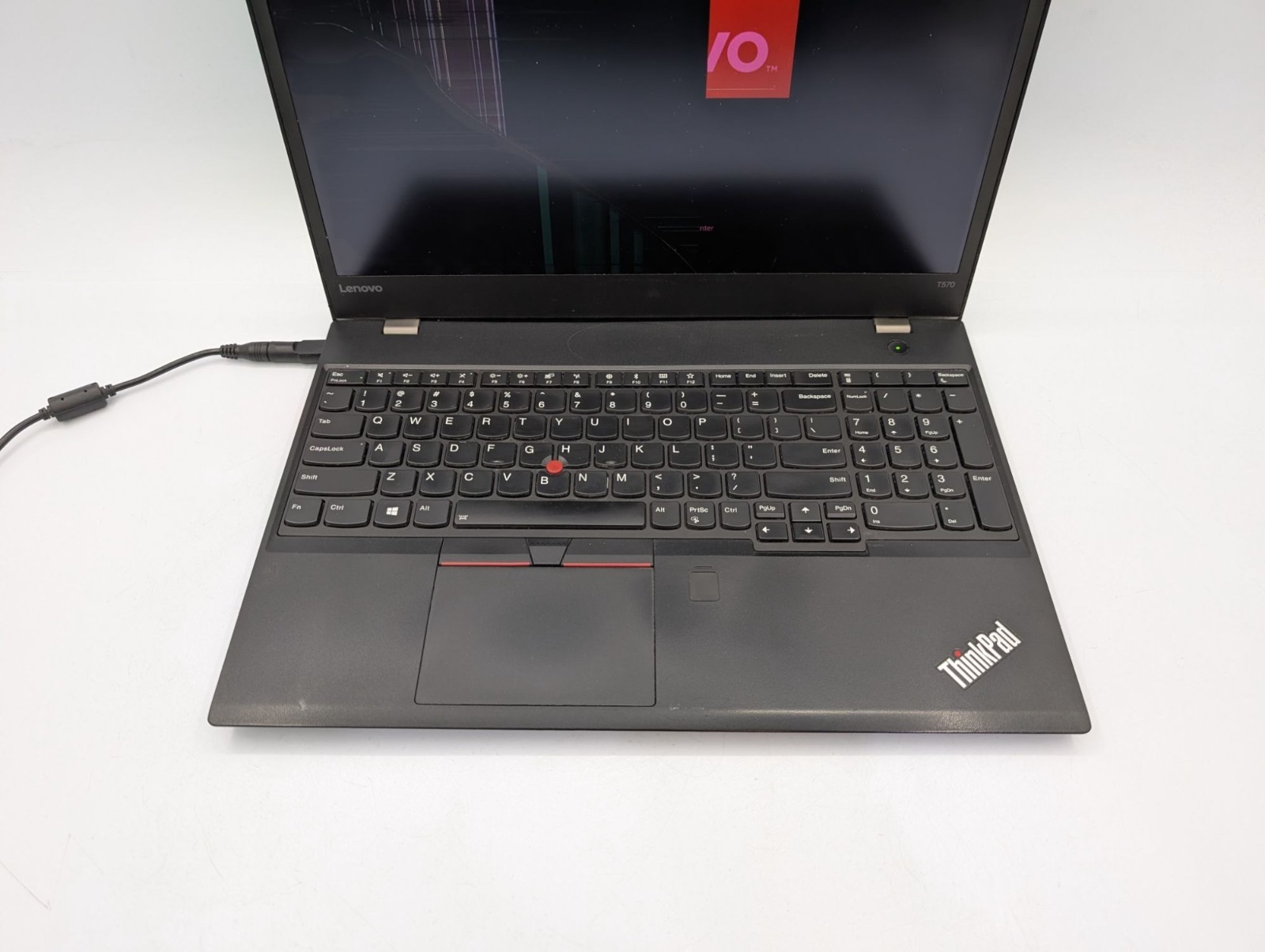 Lenovo ThinkPad T570 15.6″ Display Intel Core i5-7300U 2.60 GHz Black Laptop
