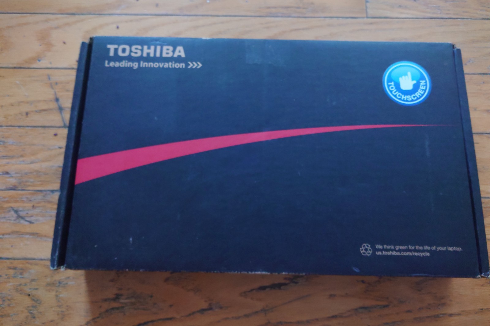 Toshiba Netbook Tablet L15W-B1320 exc cond, box papers Great Survivor suit child