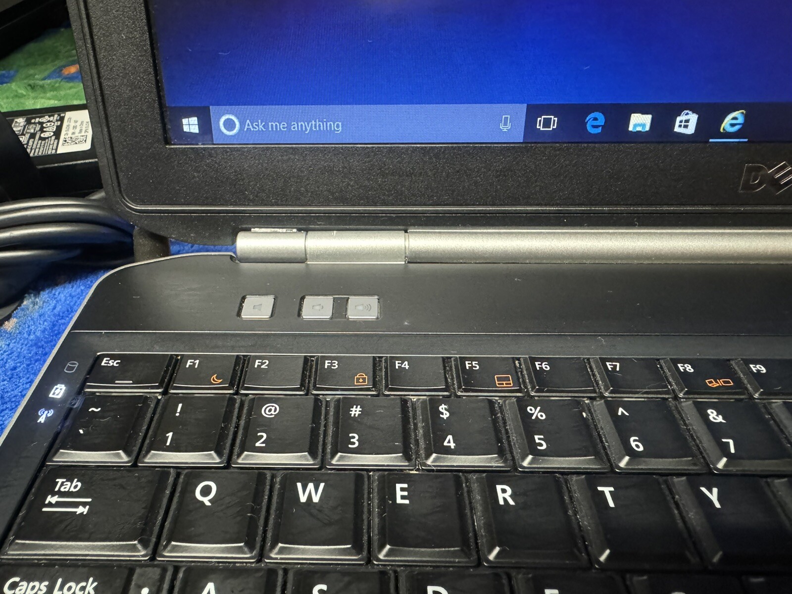 Dell Latitude E5520 Laptop Win10pro64 i5 2.40ghz 160gb 4GB #002