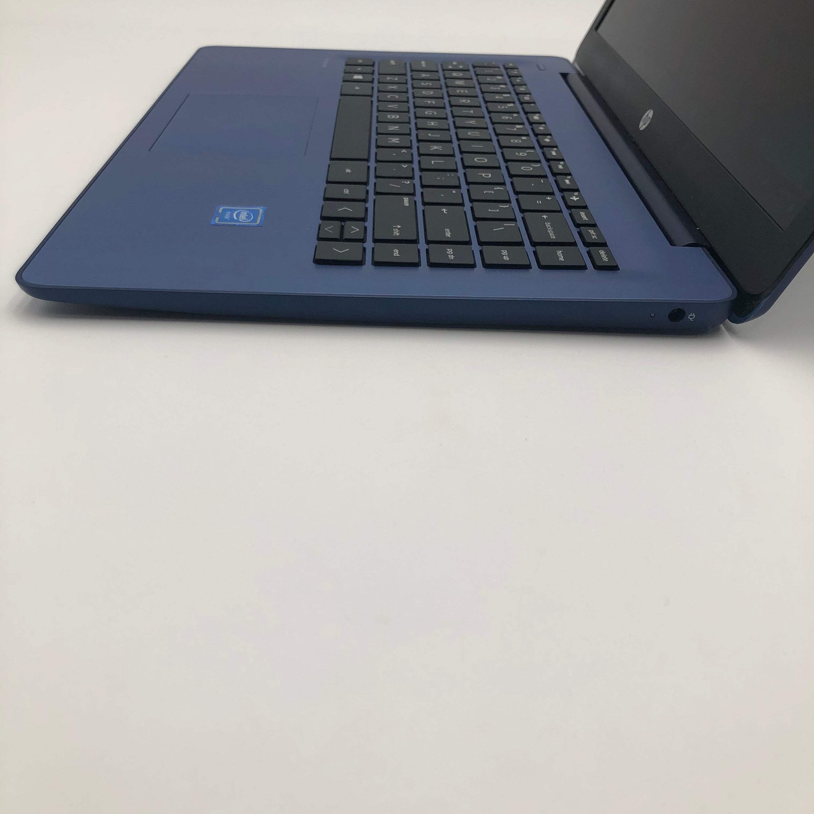 HP Stream 14″ Intel Celeron N 1.1GHz 4GB RAM 64GB HDD Intel UHD Graphics 600